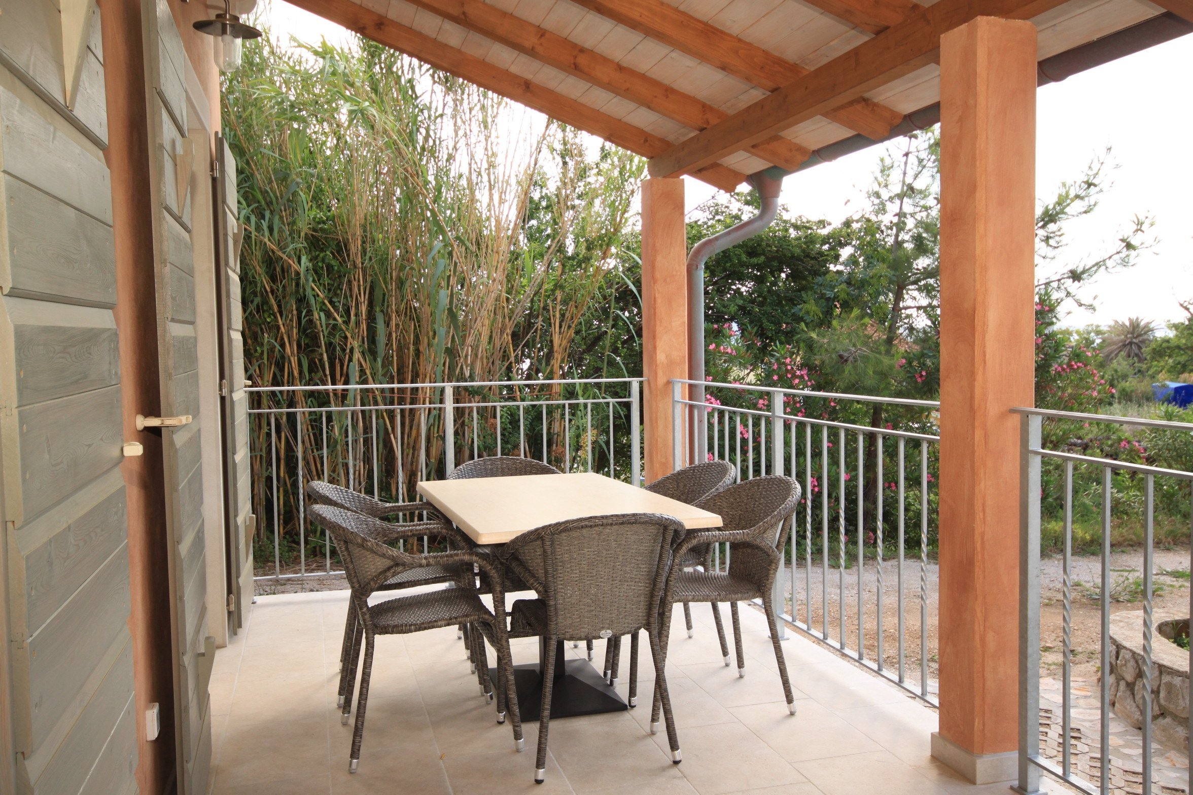 2-Zimmer-Haus mit Terrasse Nerezine, Losinj K-8016