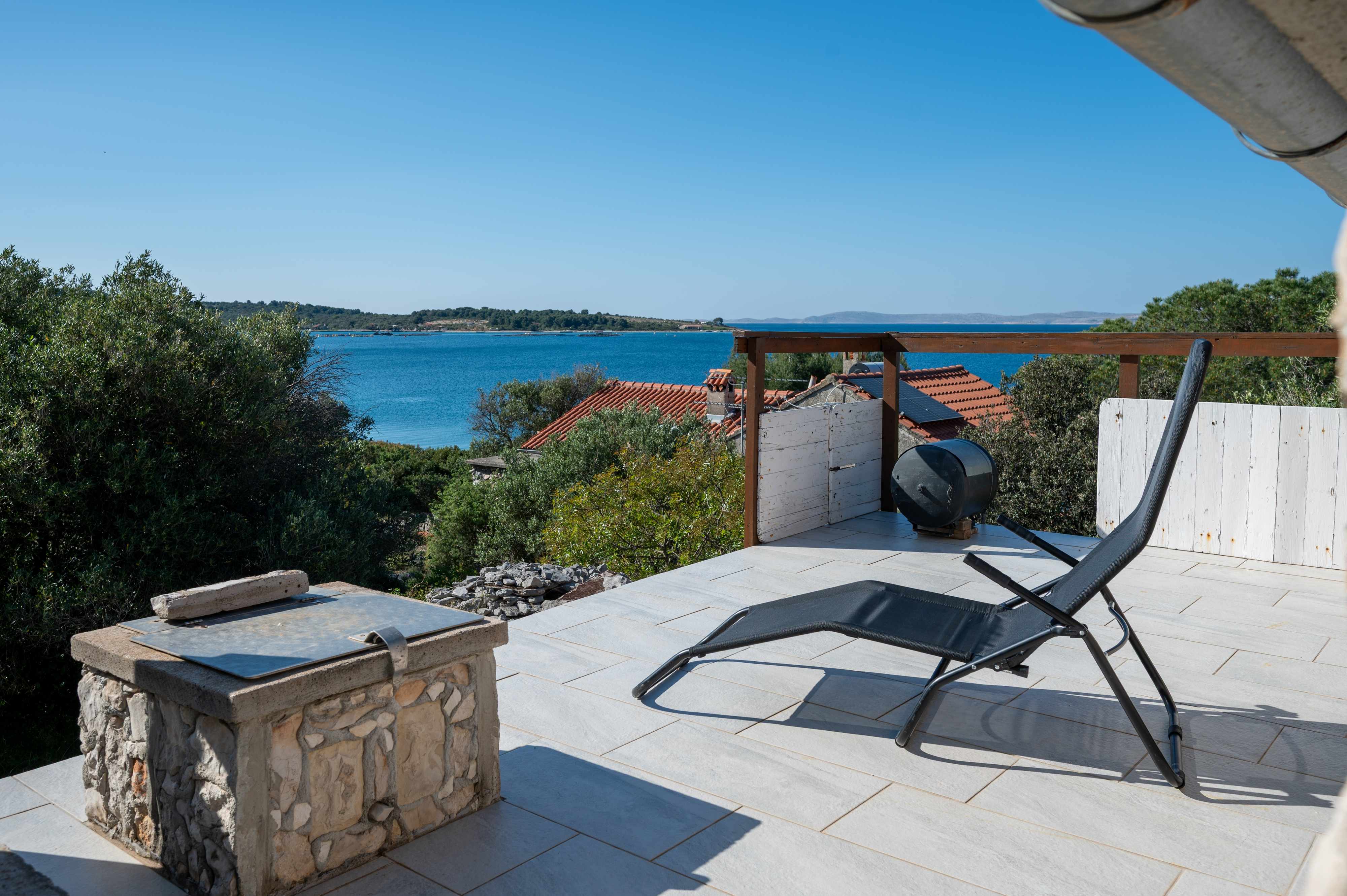 1-Zimmer-Haus am Strand Bucht Vitane, Pasman K-8484