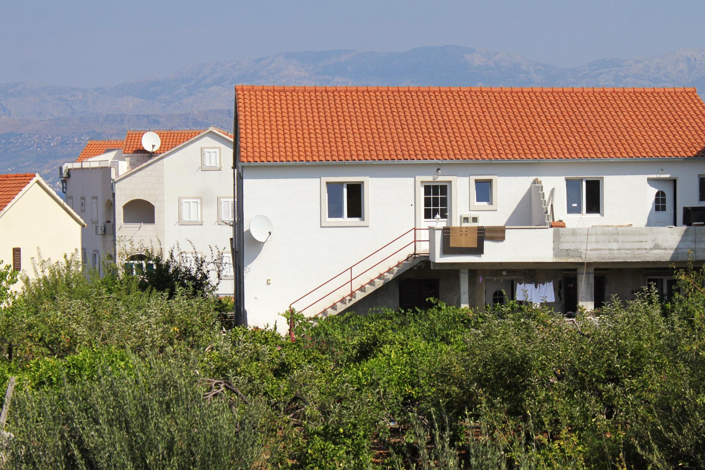 2-Zimmer-Ferienwohnung mit Terrasse und Meerblick Supetar, Brac A-5627