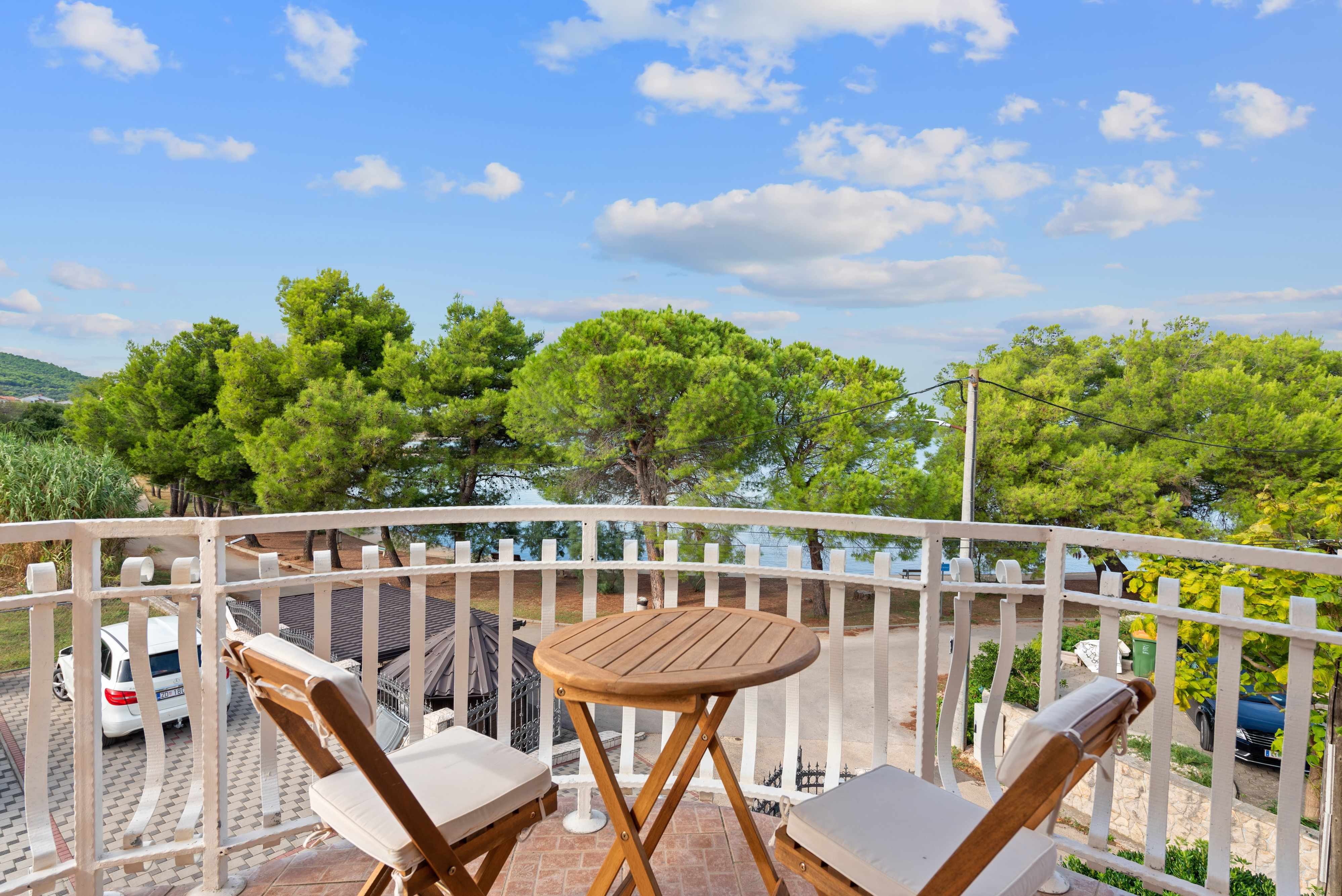 2-Zimmer-Ferienwohnung am Strand Kraj, Pasman A-334-b
