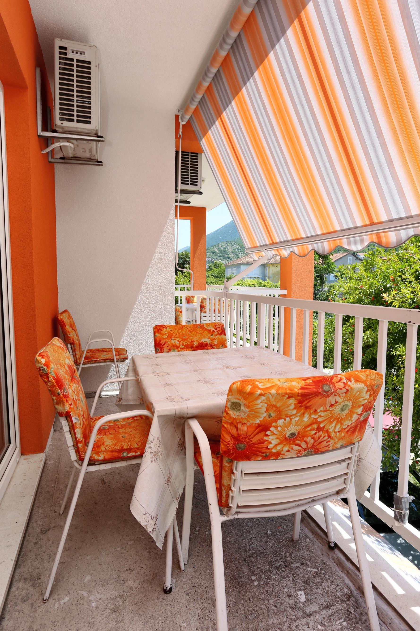 1-Zimmer-Ferienwohnung mit Terrasse Trpanj (Peljesac) A-3157-f