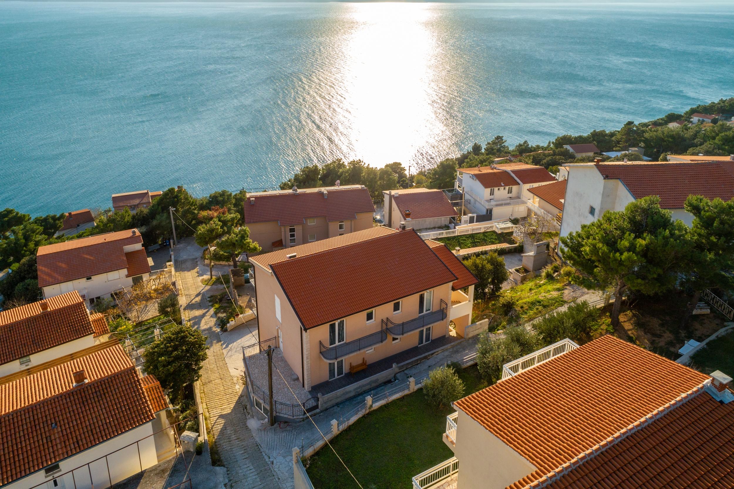 Studio Appartement mit Balkon und Meerblick Stanici, Omis AS-18676-a