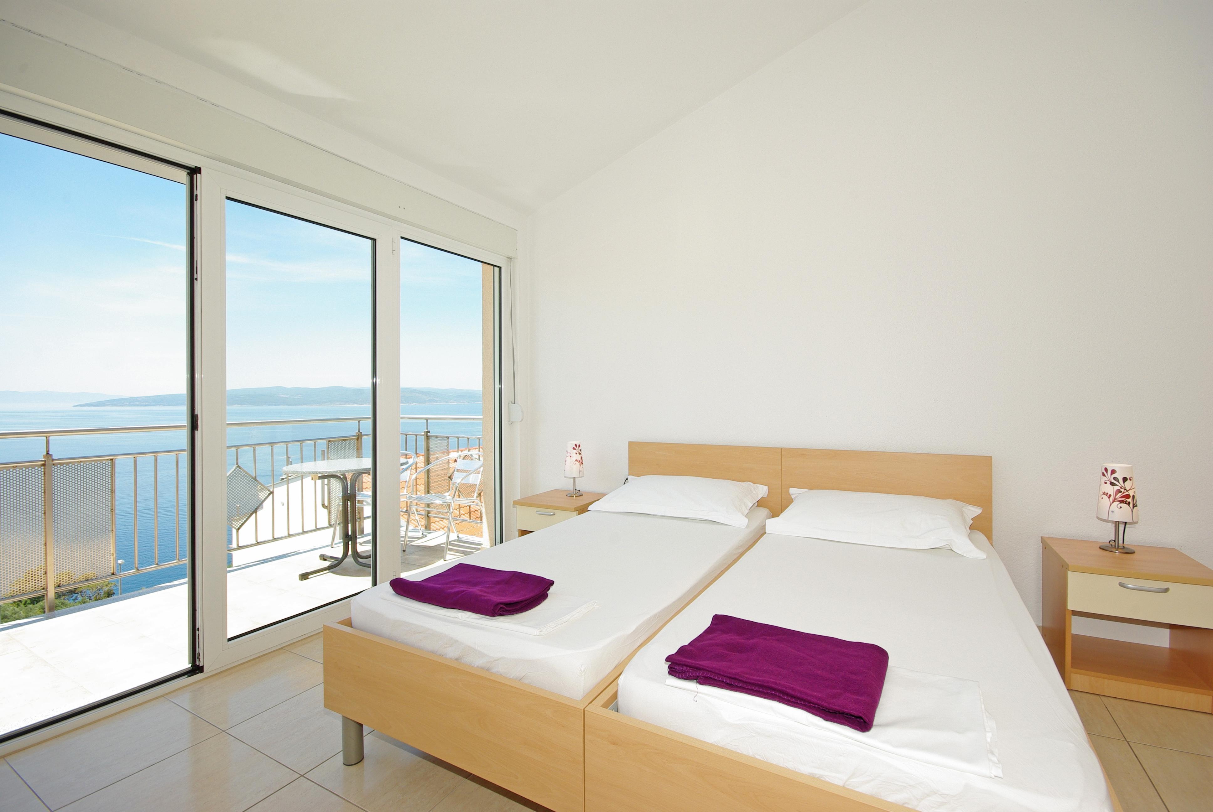 3-Zimmer-Ferienwohnung mit Balkon und Meerblick Krvavica, Makarska A-1