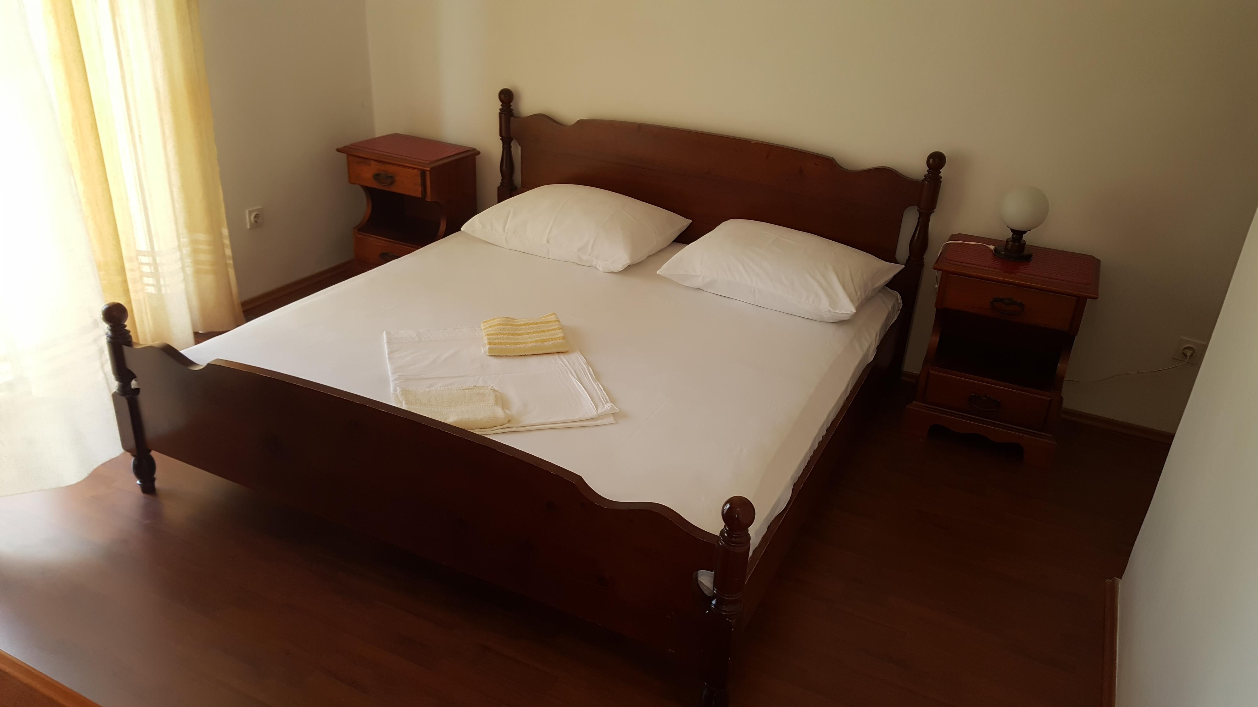 1-Zimmer-Ferienwohnung mit Terrasse Jezera, Murter A-5120-h