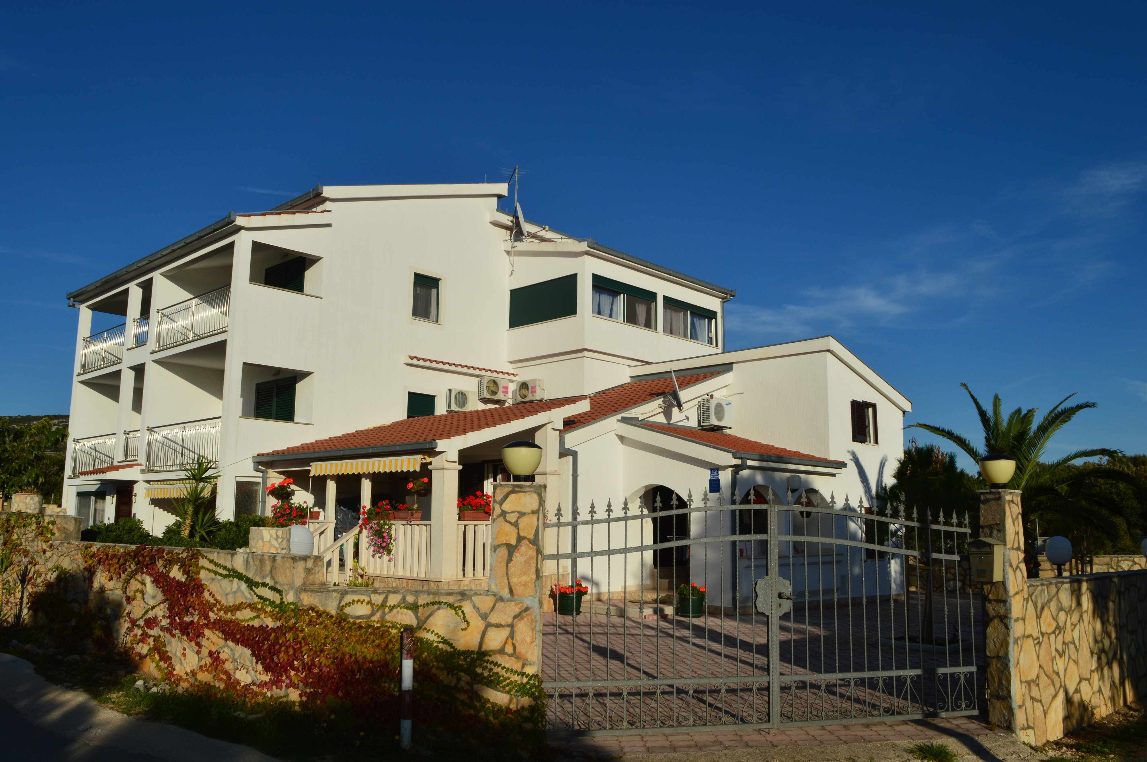 1-Zimmer-Ferienwohnung mit Balkon Bucht Ljubljeva, Trogir A-14314-b