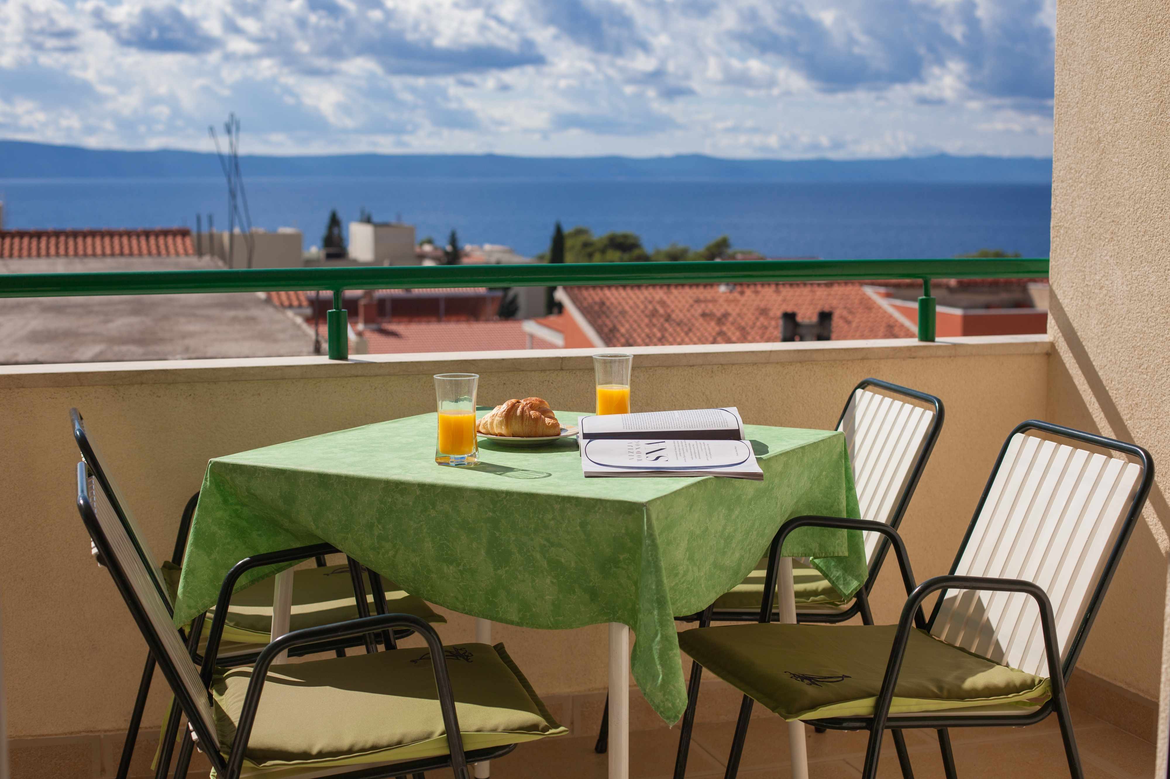 1-Zimmer-Ferienwohnung mit Terrasse und Meerblick Tucepi, Makarska A-1