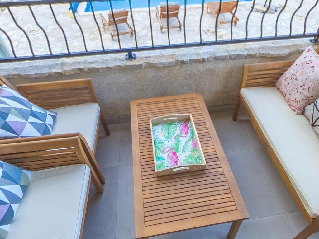 2-Zimmer-Ferienwohnung mit Terrasse und Meerblick Razanac, Zadar A-223