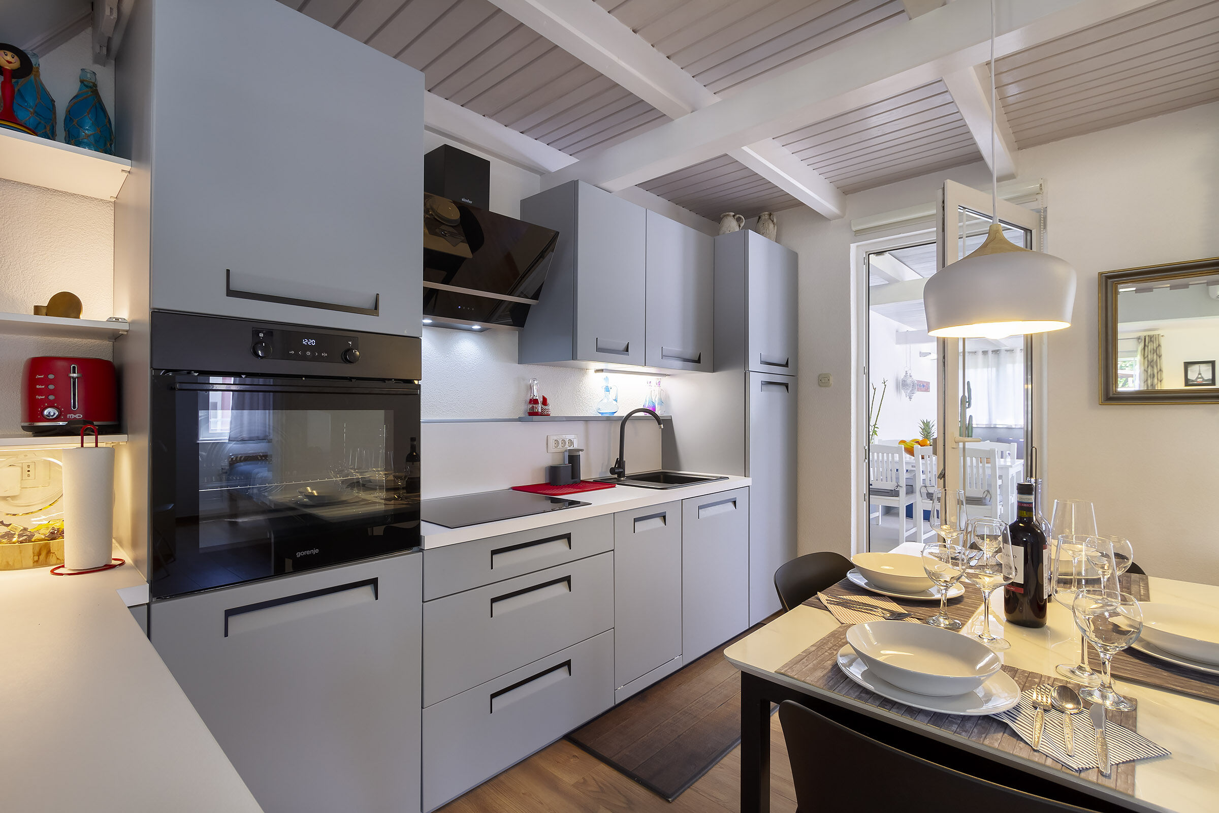 Ferienhaus in Polje mit Klima, Sat-TV & Internet für max. 4 Personen
