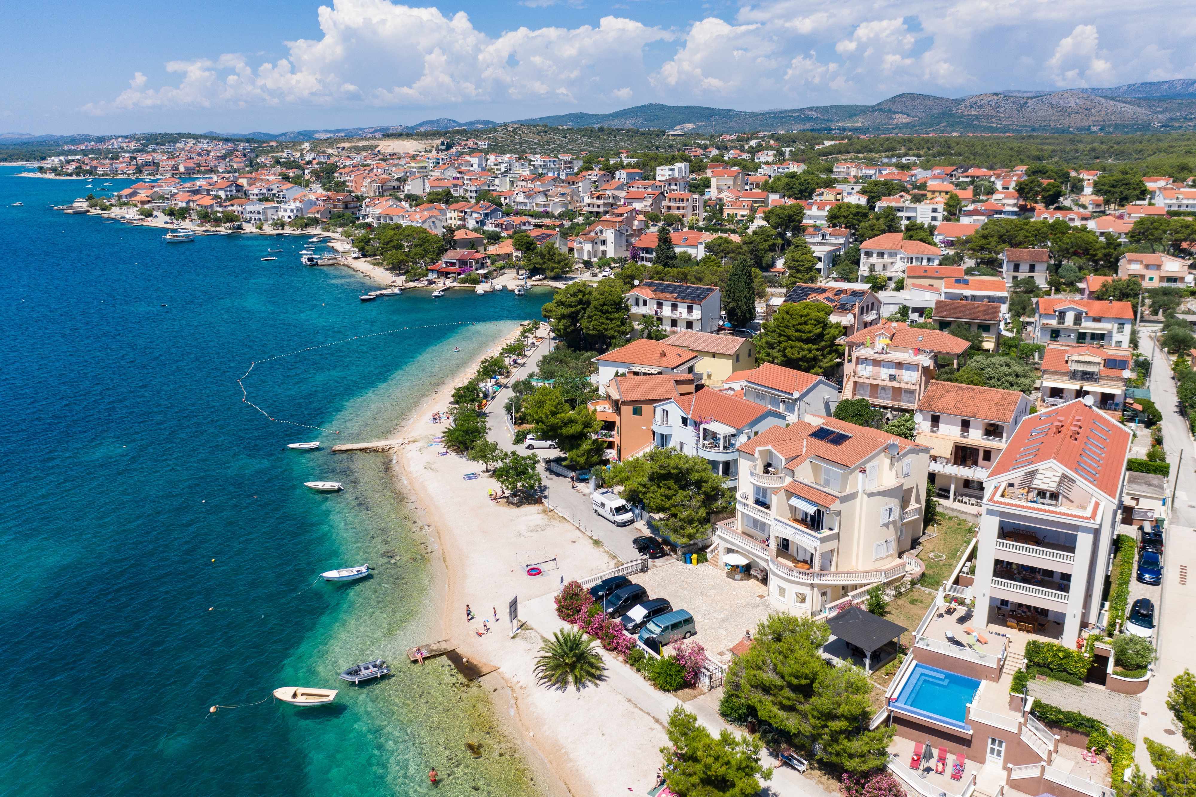 1-Zimmer-Ferienwohnung am Strand Brodarica, Sibenik A-15270-f