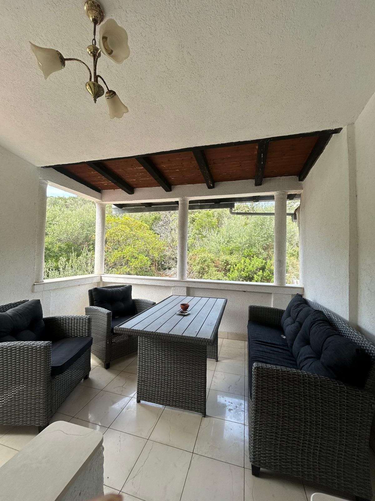 2-Zimmer-Ferienwohnung mit Terrasse und Meerblick Bucht Donja Krušica,