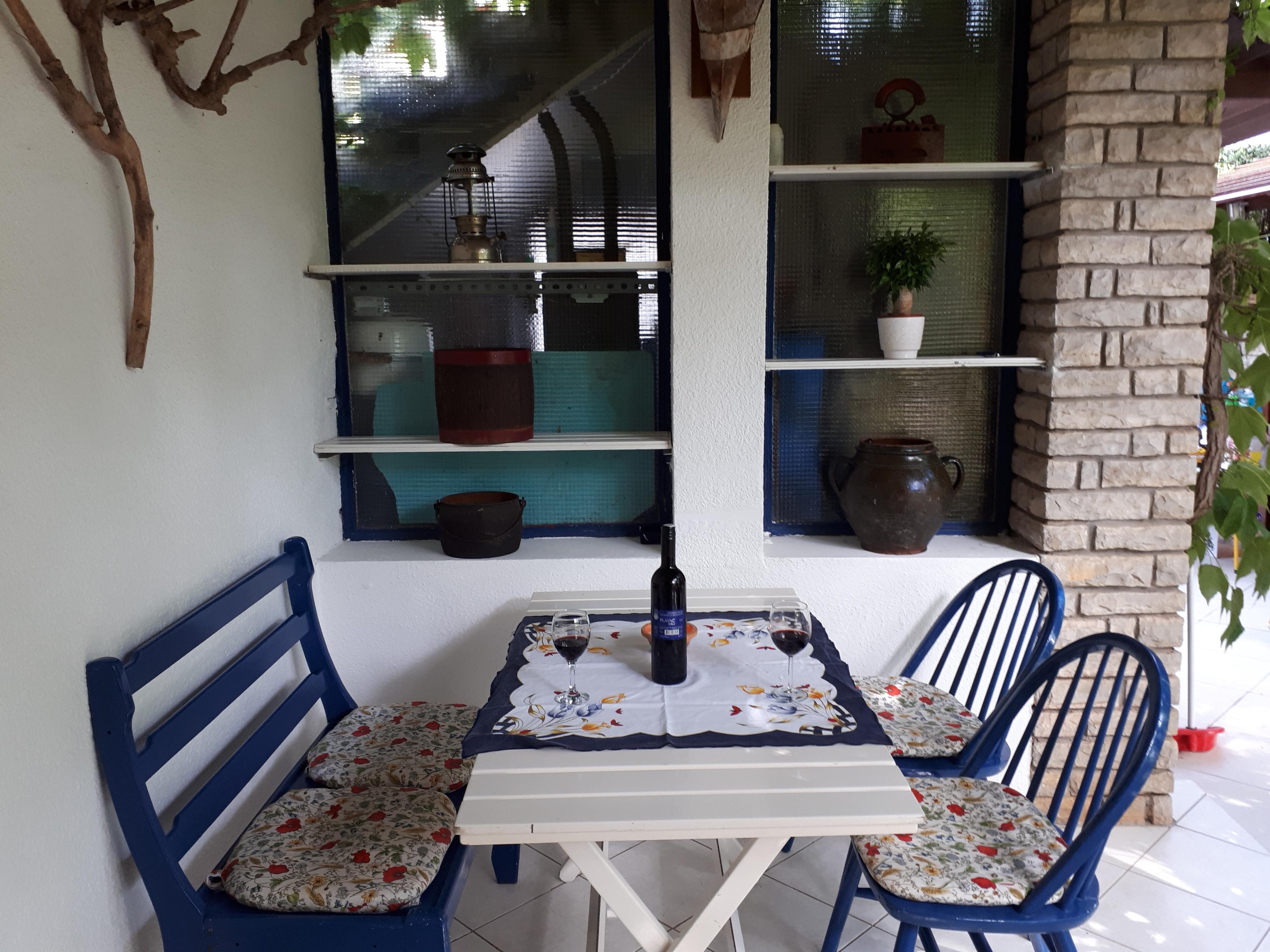 1-Zimmer-Ferienwohnung mit Terrasse Petrcane, Zadar A-16828-b
