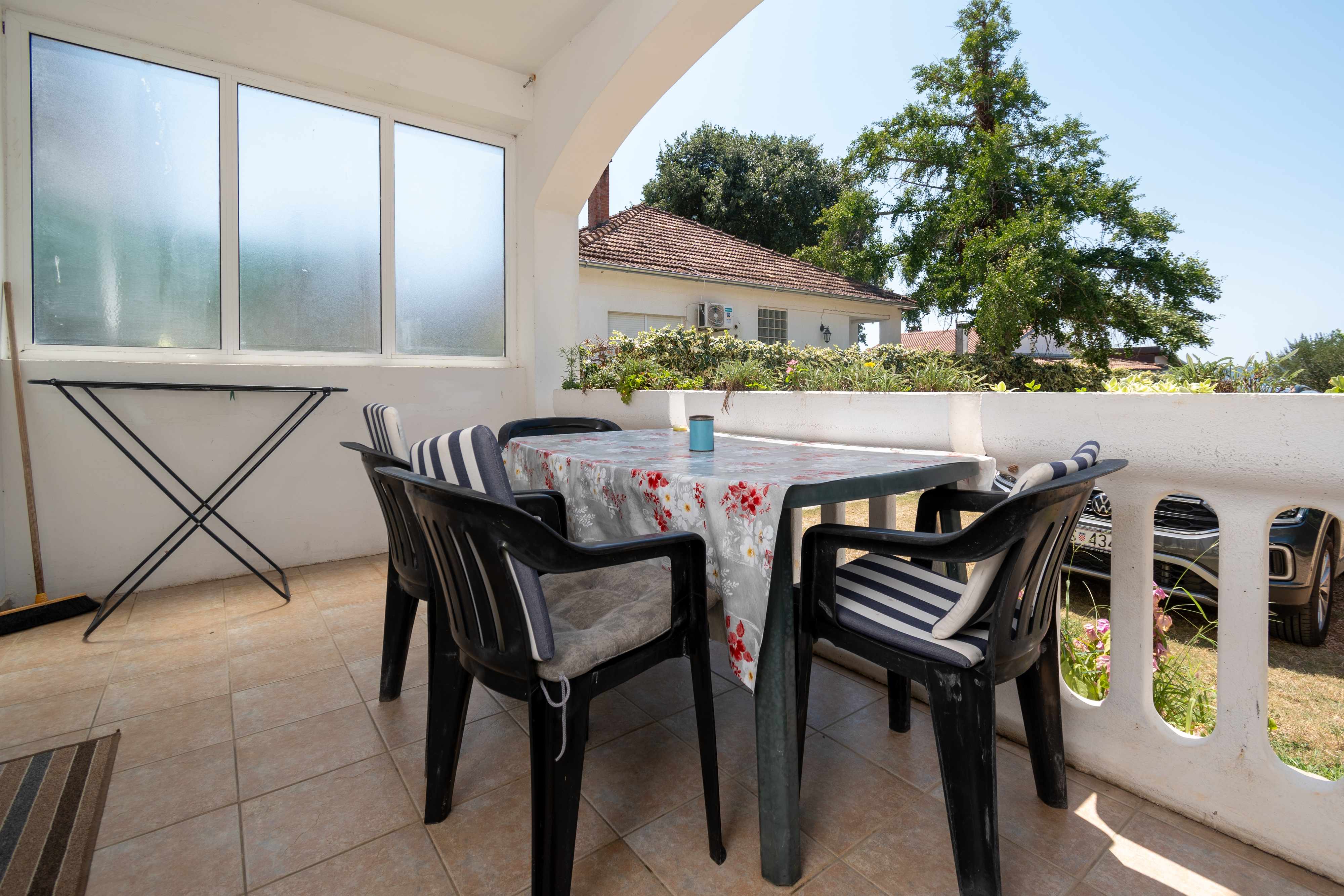 2-Zimmer-Ferienwohnung am Strand Zadar - Diklo, Zadar A-20894-b