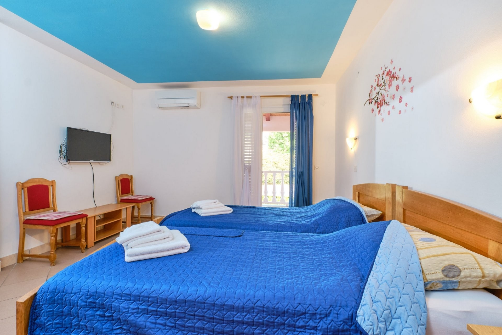 Zimmer mit Terrasse Veli Losinj, Losinj S-21045-c
