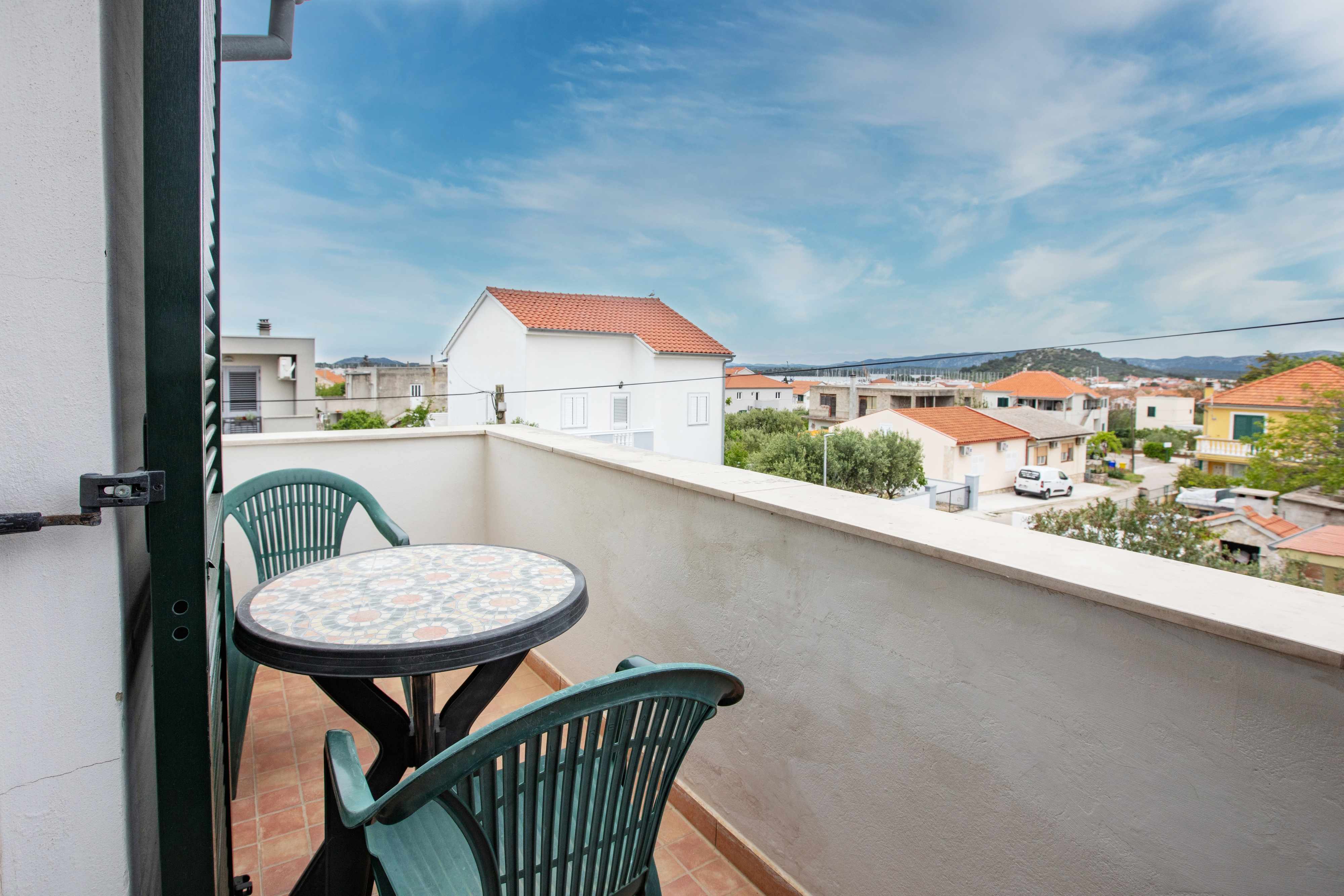 1-Zimmer-Ferienwohnung mit Balkon Murter A-22405-a
