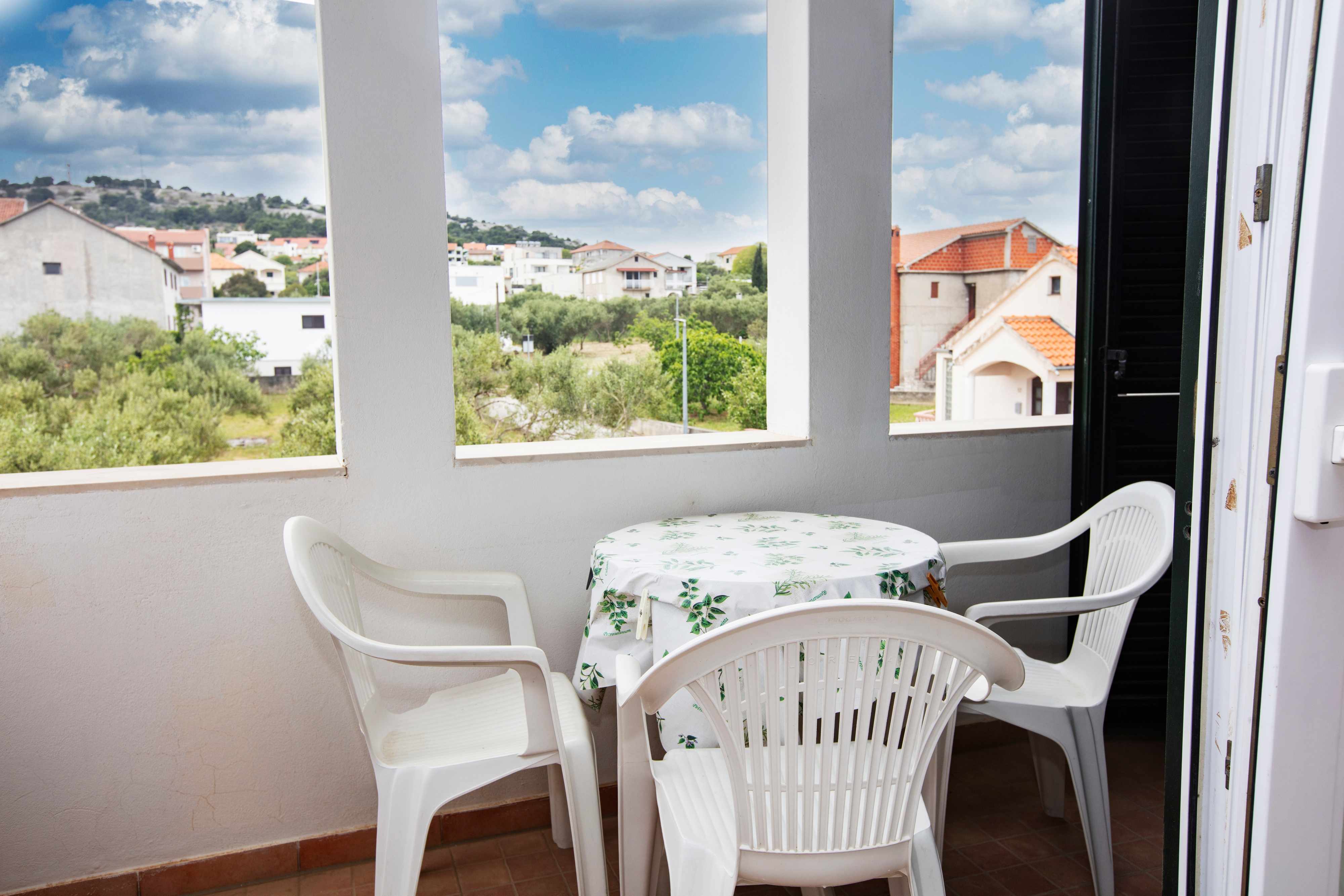 1-Zimmer-Ferienwohnung mit Balkon Murter A-22405-b