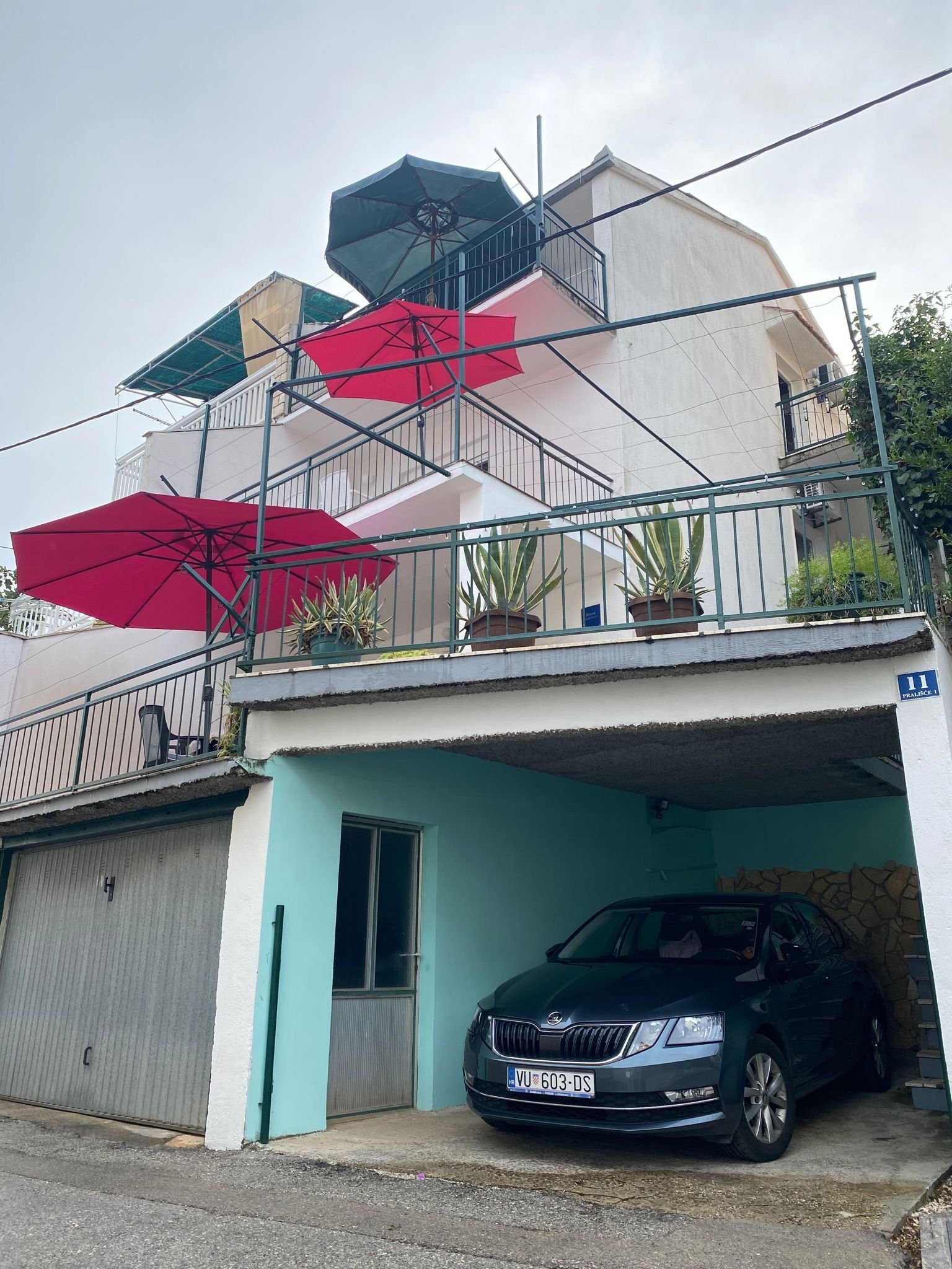 1-Zimmer-Ferienwohnung mit Terrasse Marina, Trogir A-23667-b