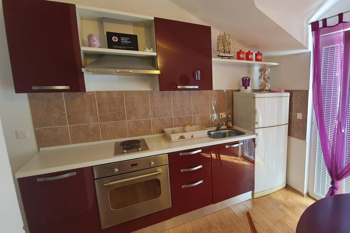 1-Zimmer-Ferienwohnung mit Balkon Tisno, Murter A-23720-a