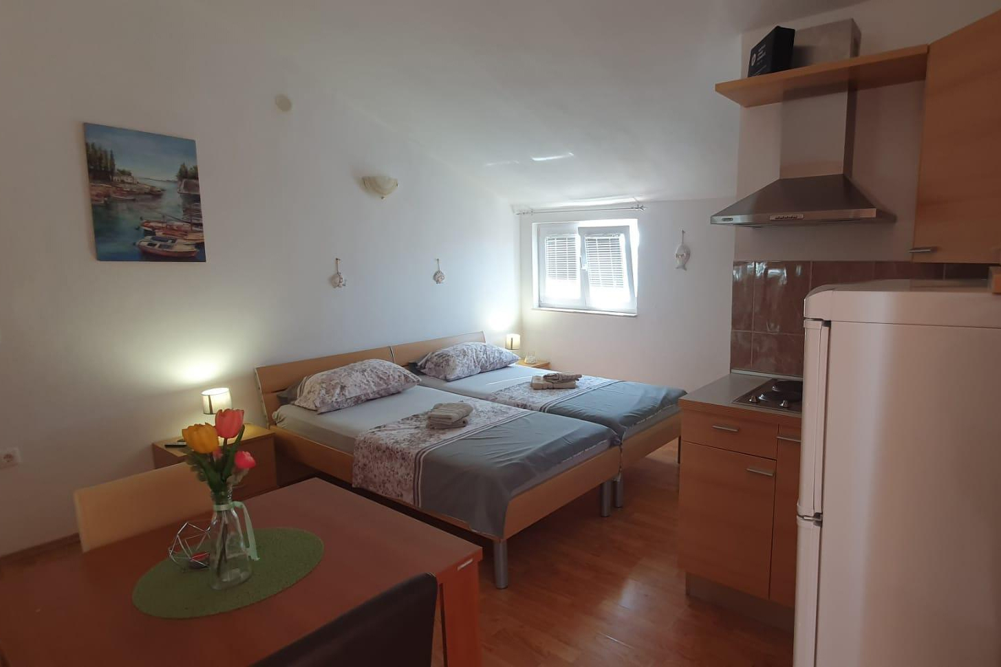 Studio Appartement mit Balkon Tisno, Murter AS-23720-b