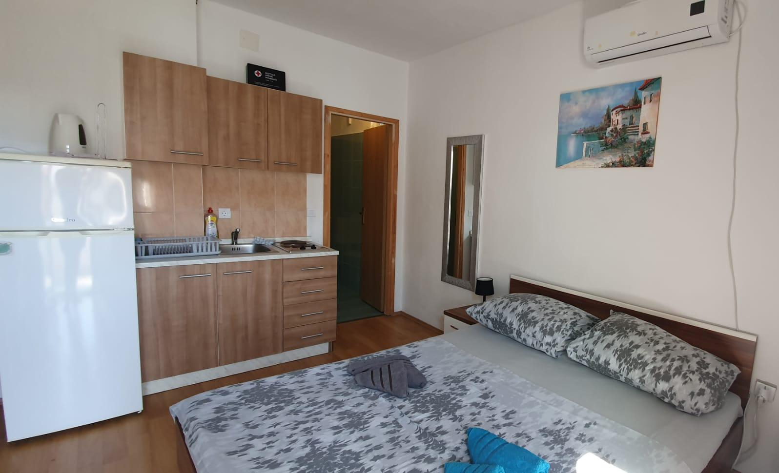 Studio Appartement mit Klima Tisno, Murter AS-23720-e