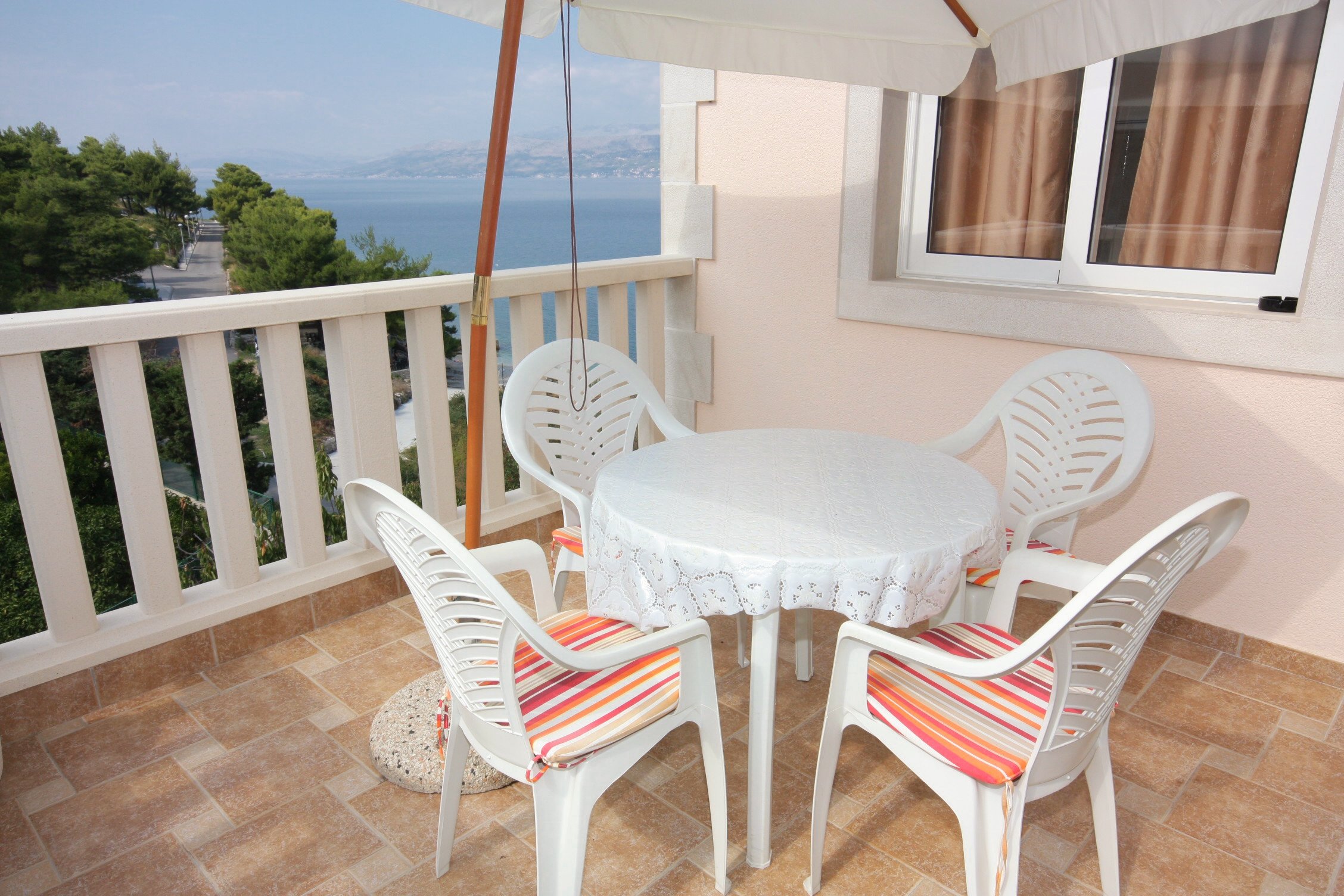 1-Zimmer-Ferienwohnung am Strand Postira, Brac A-705-d