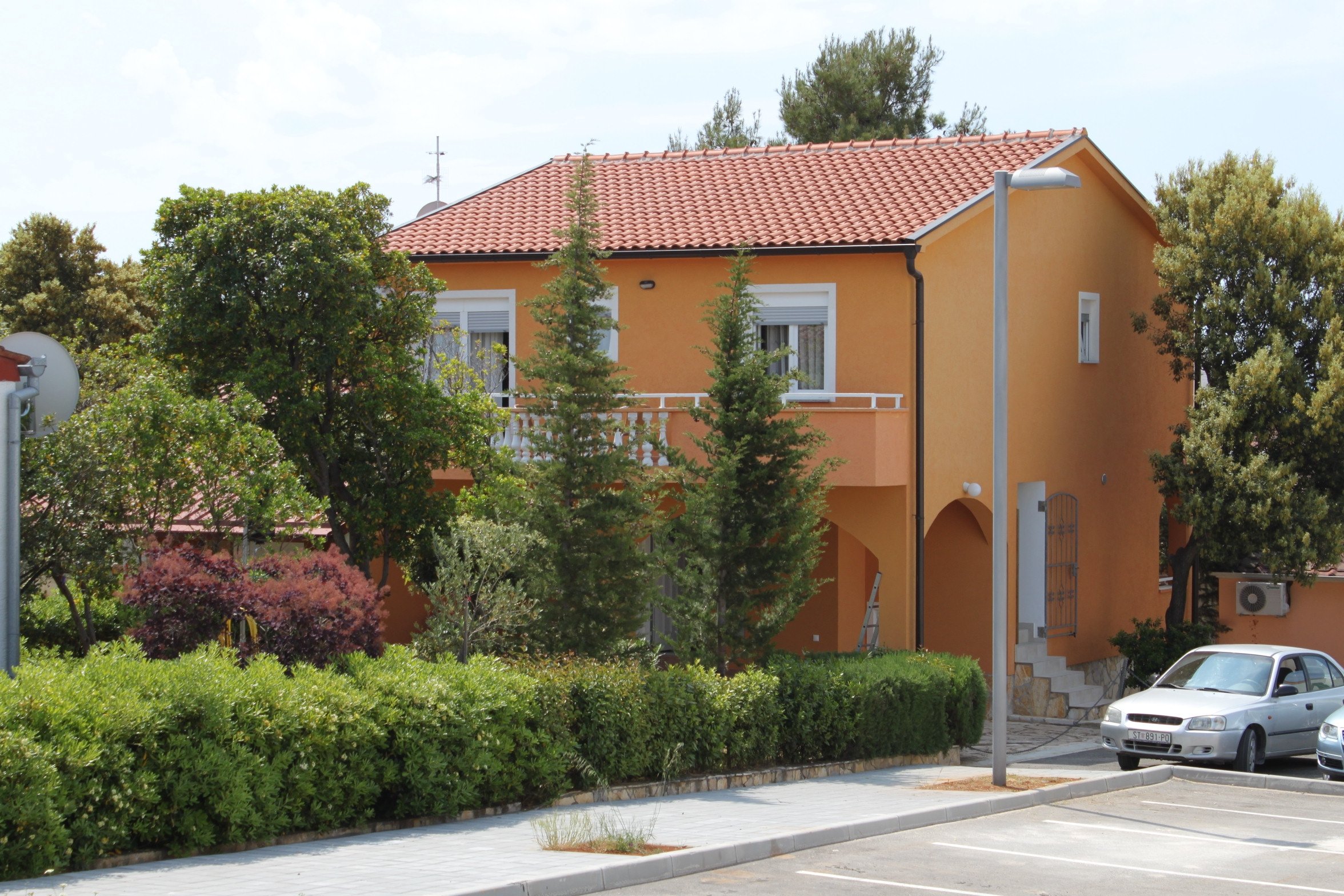 1-Zimmer-Ferienwohnung mit Balkon Petrcane, Zadar A-3300-b