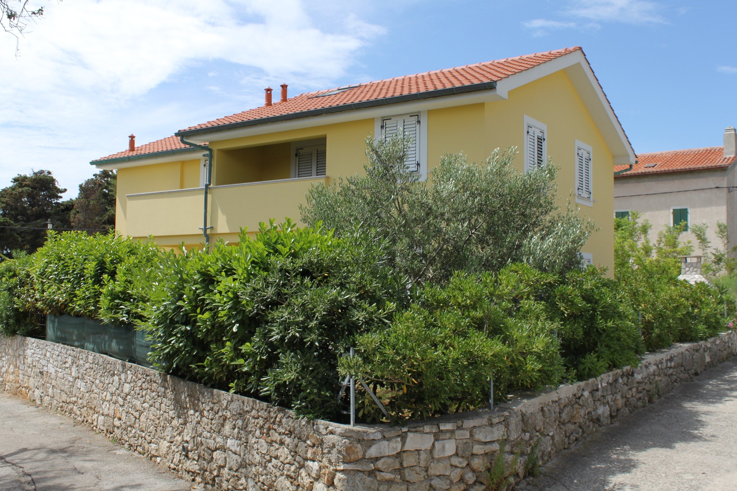 1-Zimmer-Ferienwohnung mit Terrasse und Meerblick Nerezine, Losinj A-3