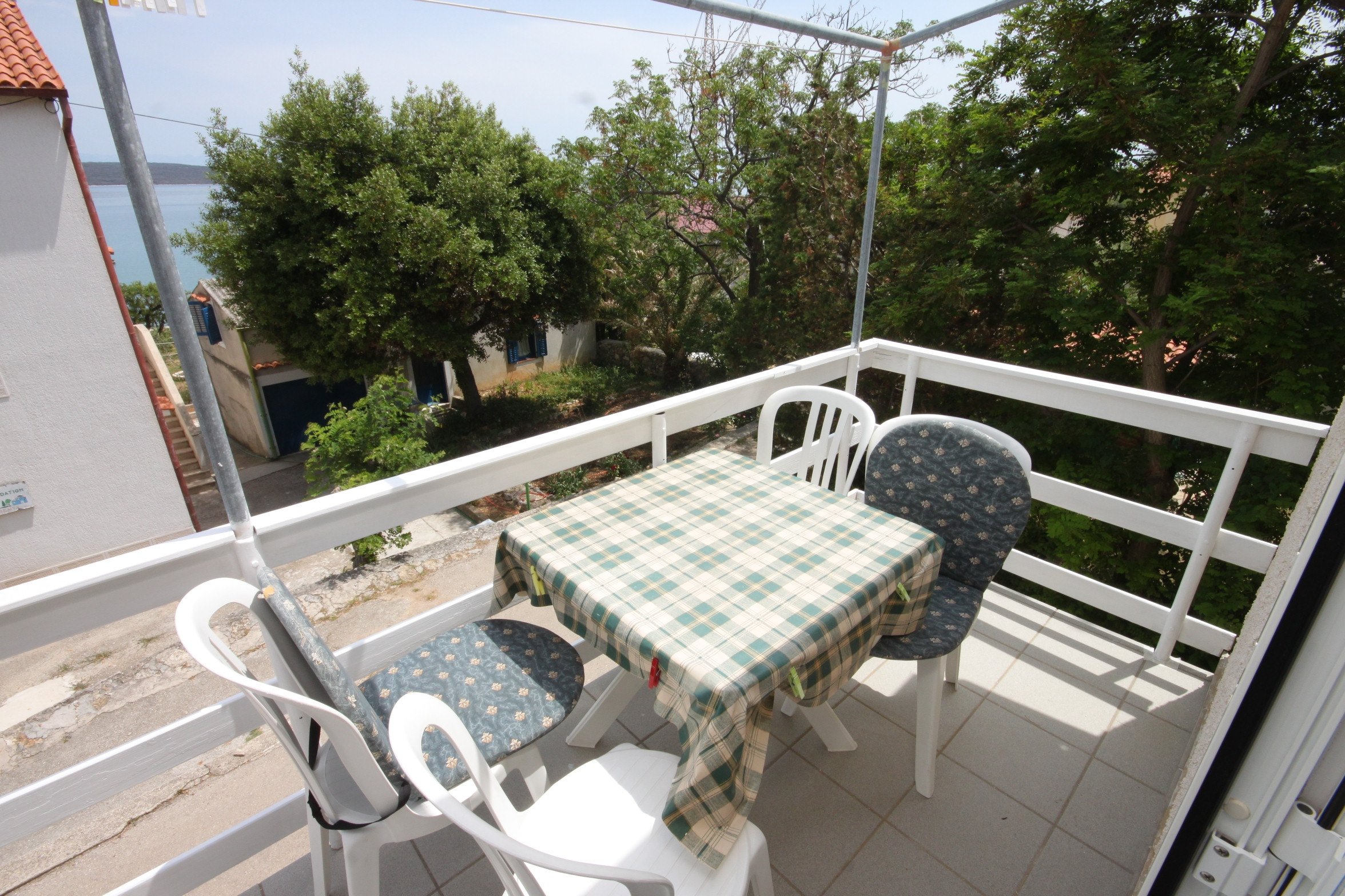 1-Zimmer-Ferienwohnung mit Terrasse und Meerblick Nerezine, Losinj A-3