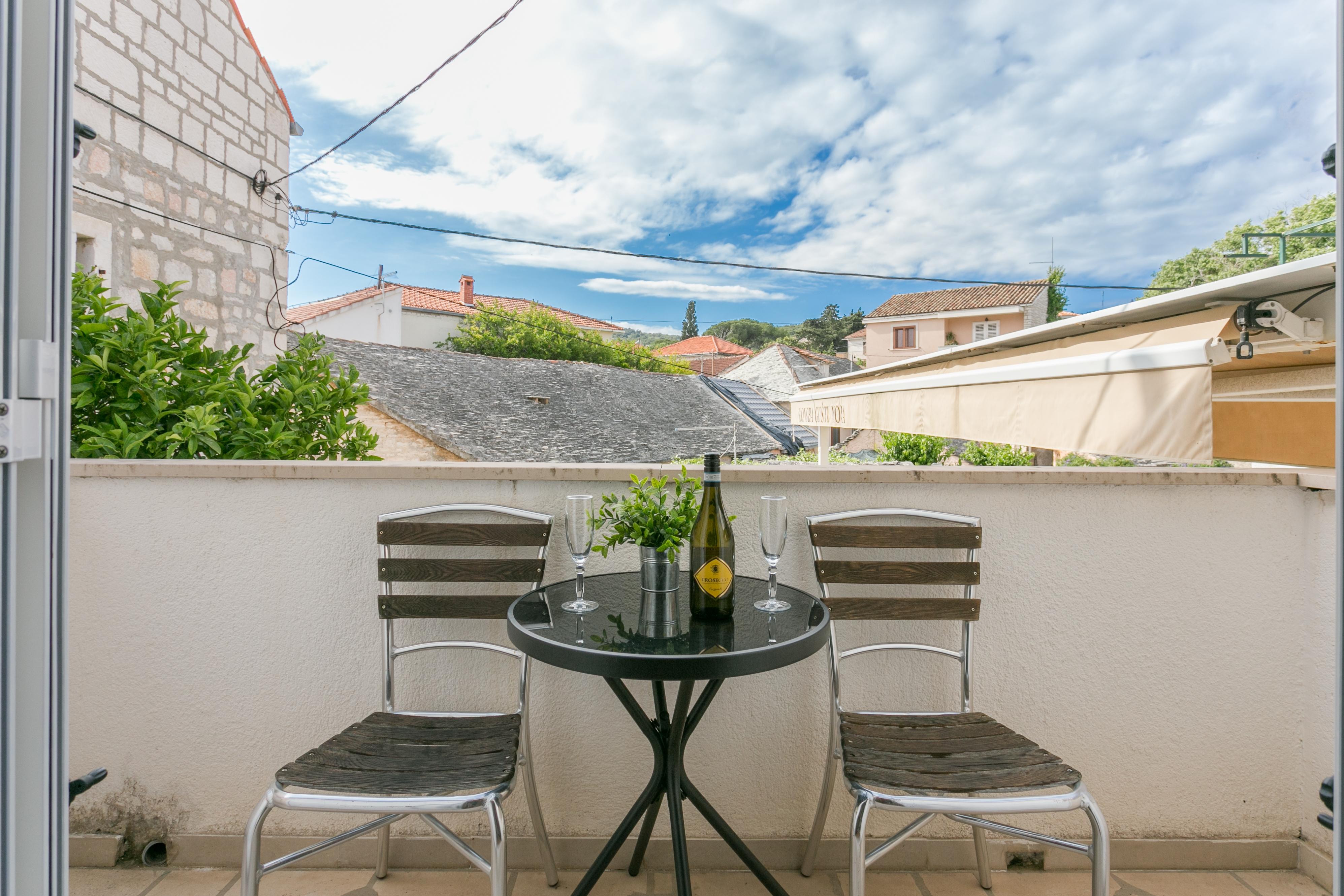 1-Zimmer-Ferienwohnung mit Balkon Supetar, Brac A-20134-b