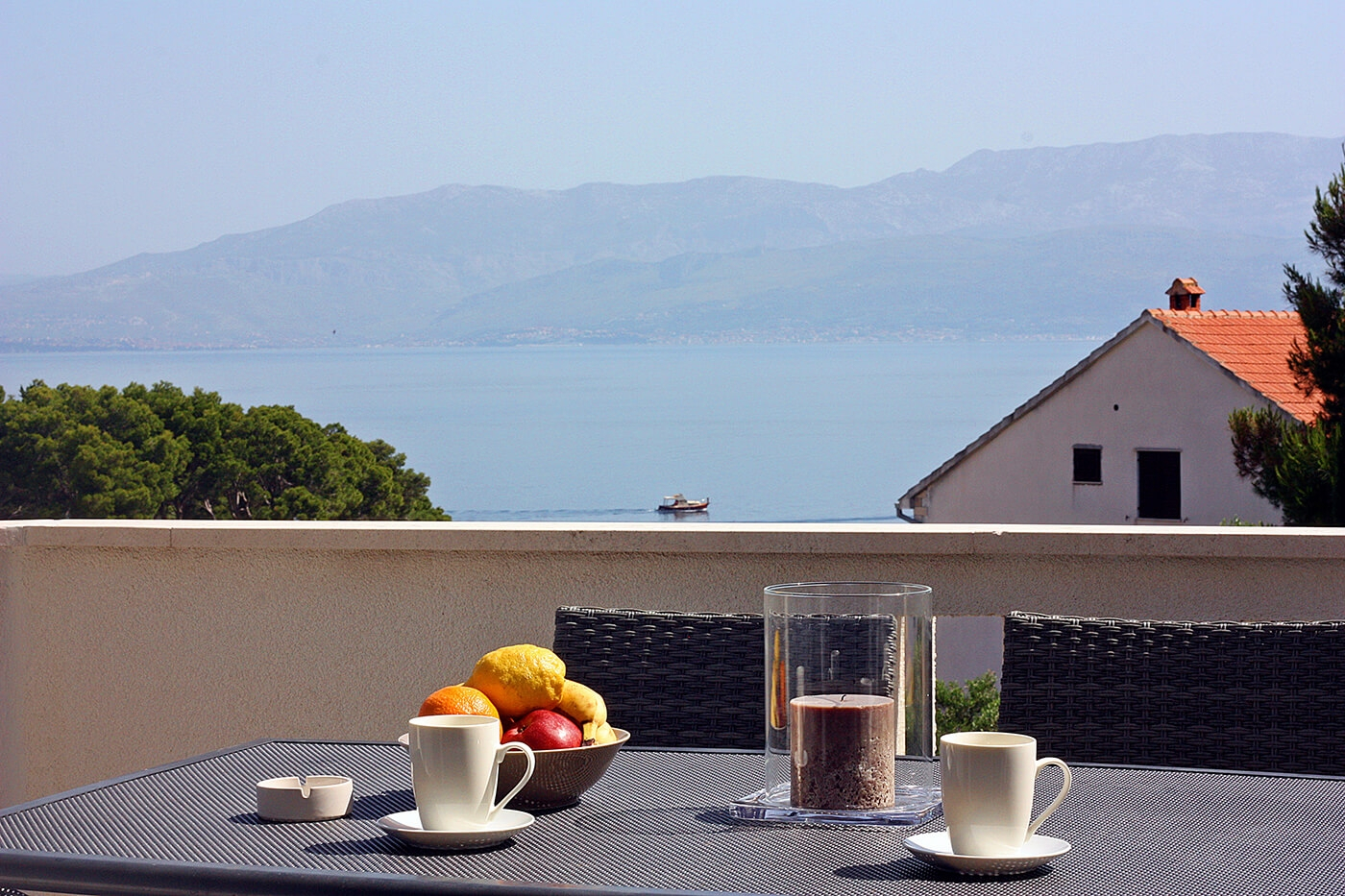 1-Zimmer-Ferienwohnung mit Terrasse und Meerblick Sutivan, Brac A-2015