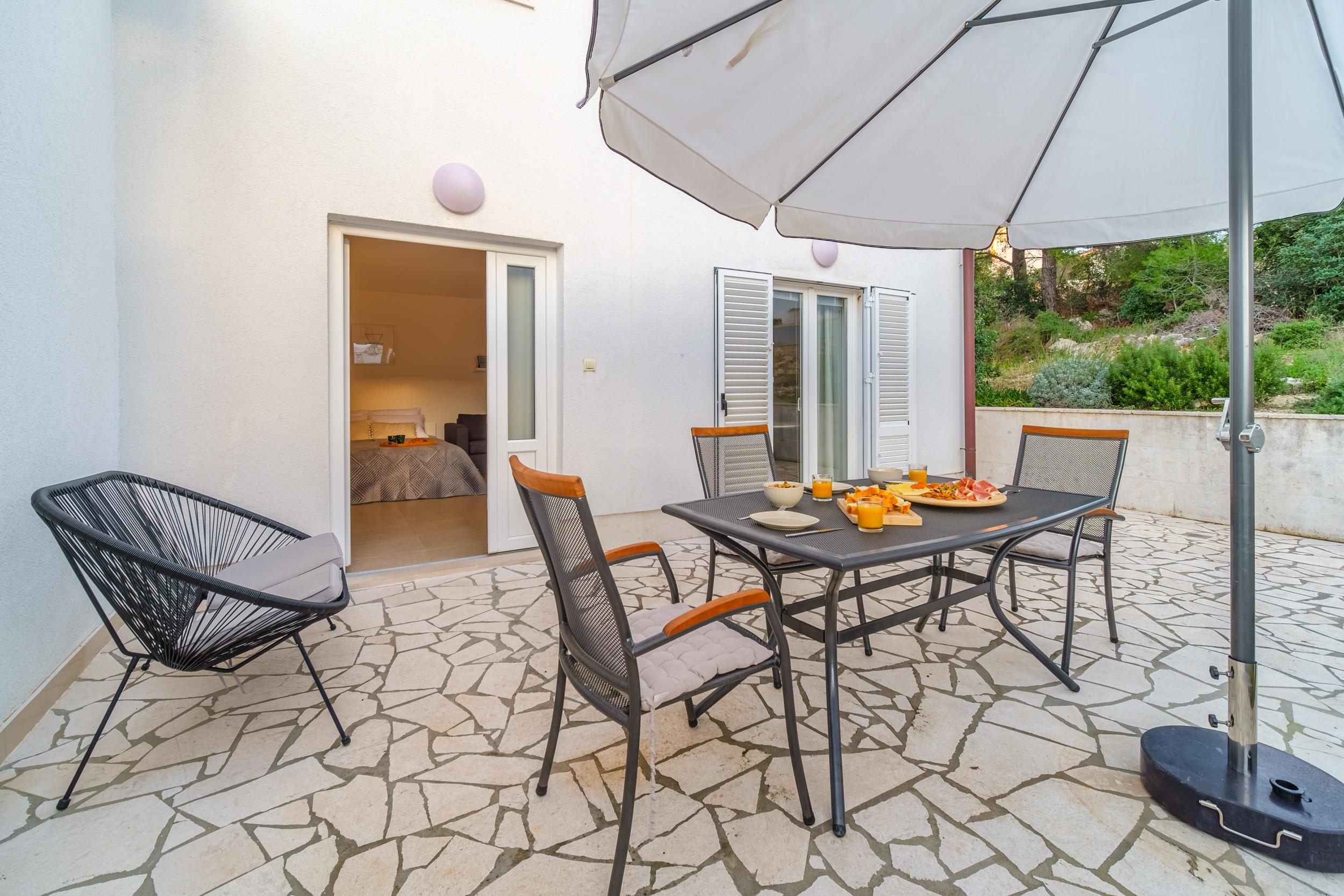 Studio Appartement mit Terrasse Sutivan, Brac AS-20155-a