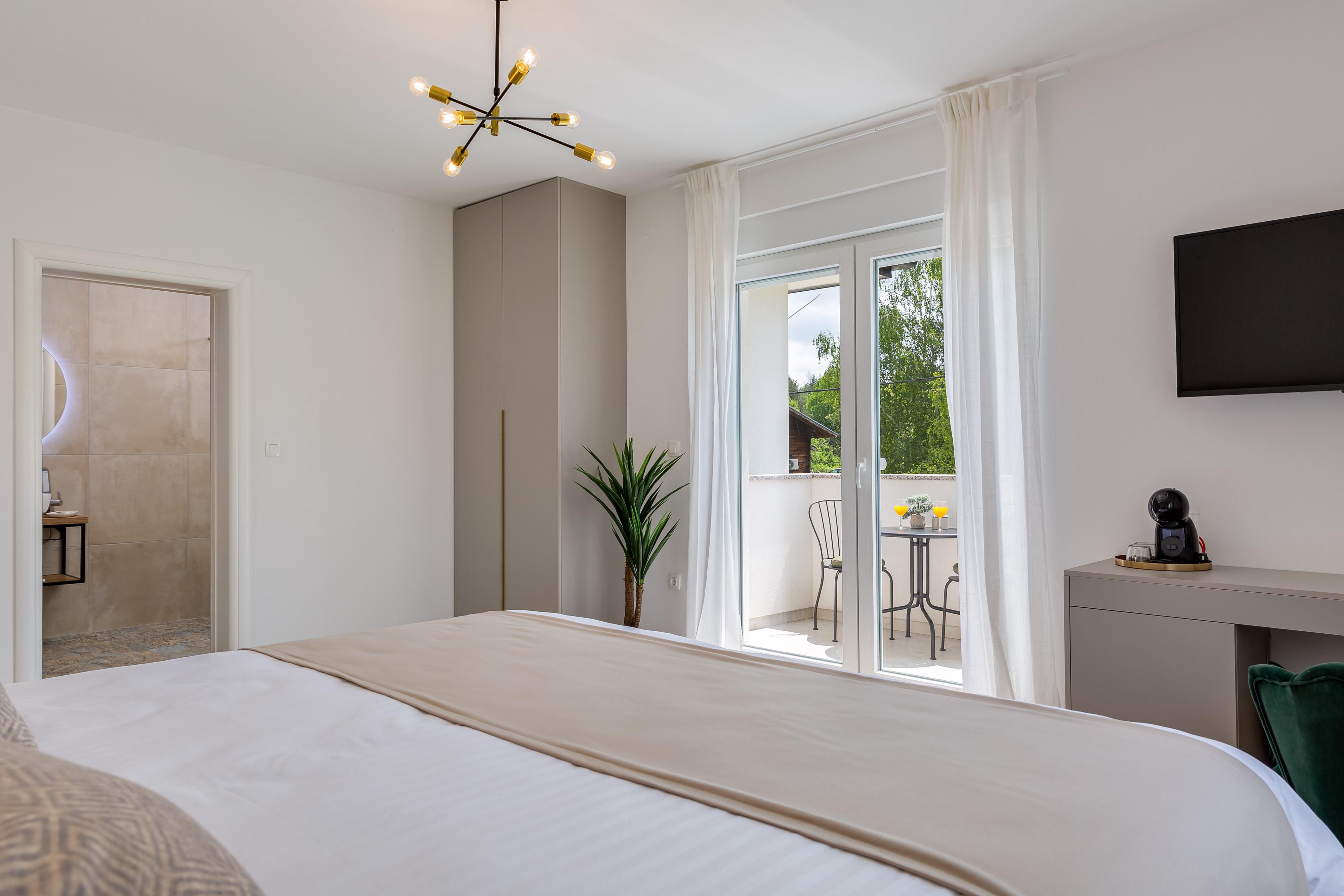 Zimmer mit Balkon Grabovac, Plitvice S-21931-a