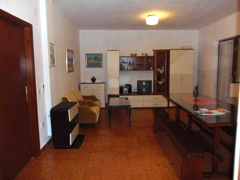 2-Zimmer-Ferienwohnung am Strand Tkon, Pasman A-21943-c