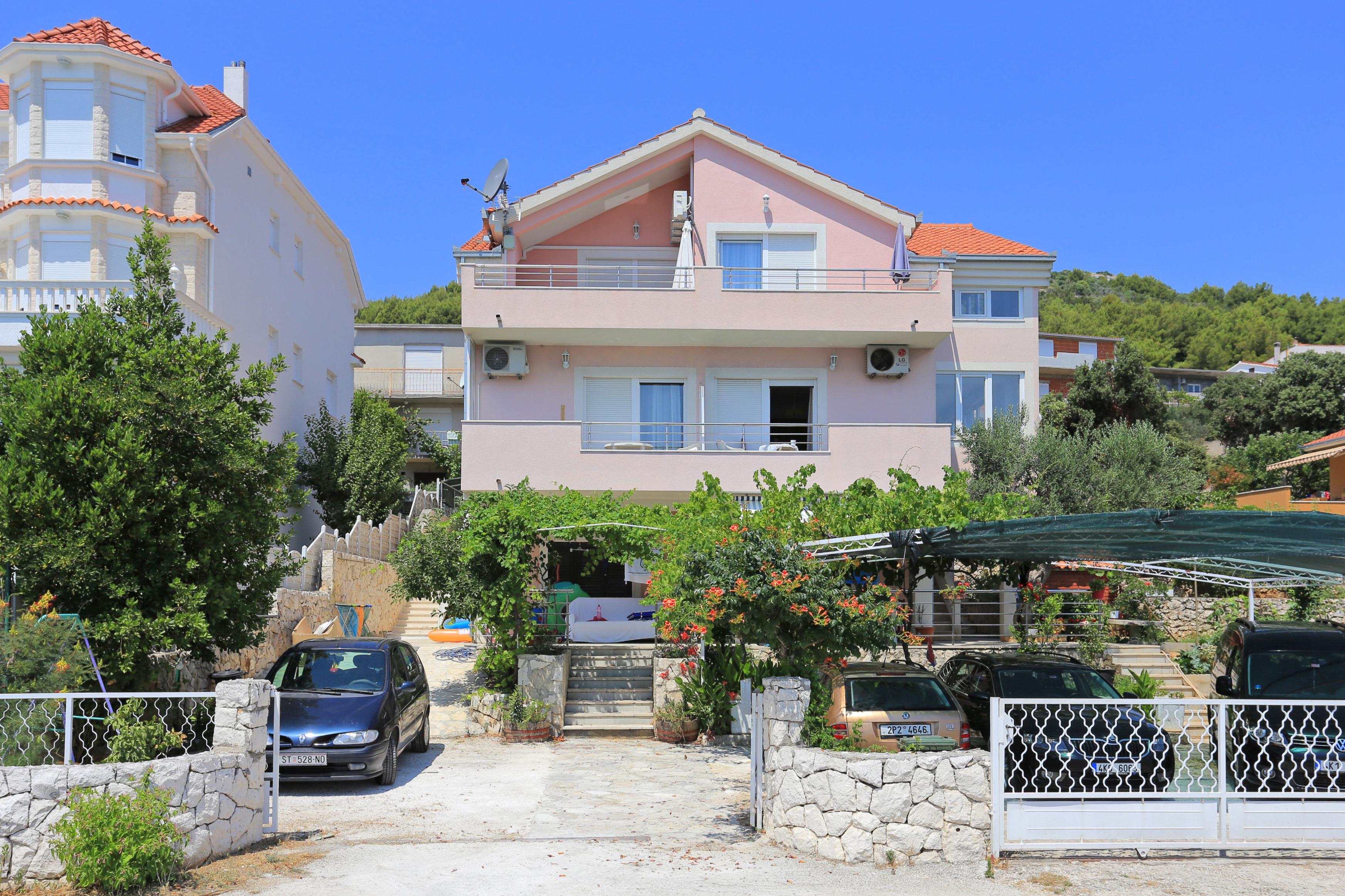 1-Zimmer-Ferienwohnung am Strand Poljica, Trogir A-21178-a