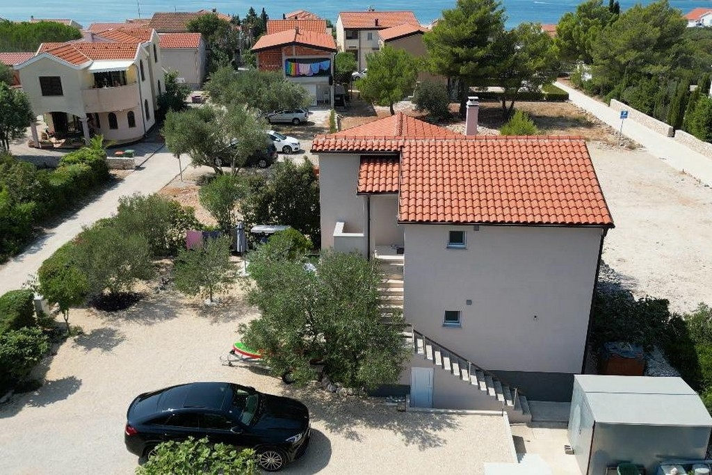 2-Zimmer-Ferienwohnung mit Terrasse und Meerblick Zdrelac, Pasman A-21