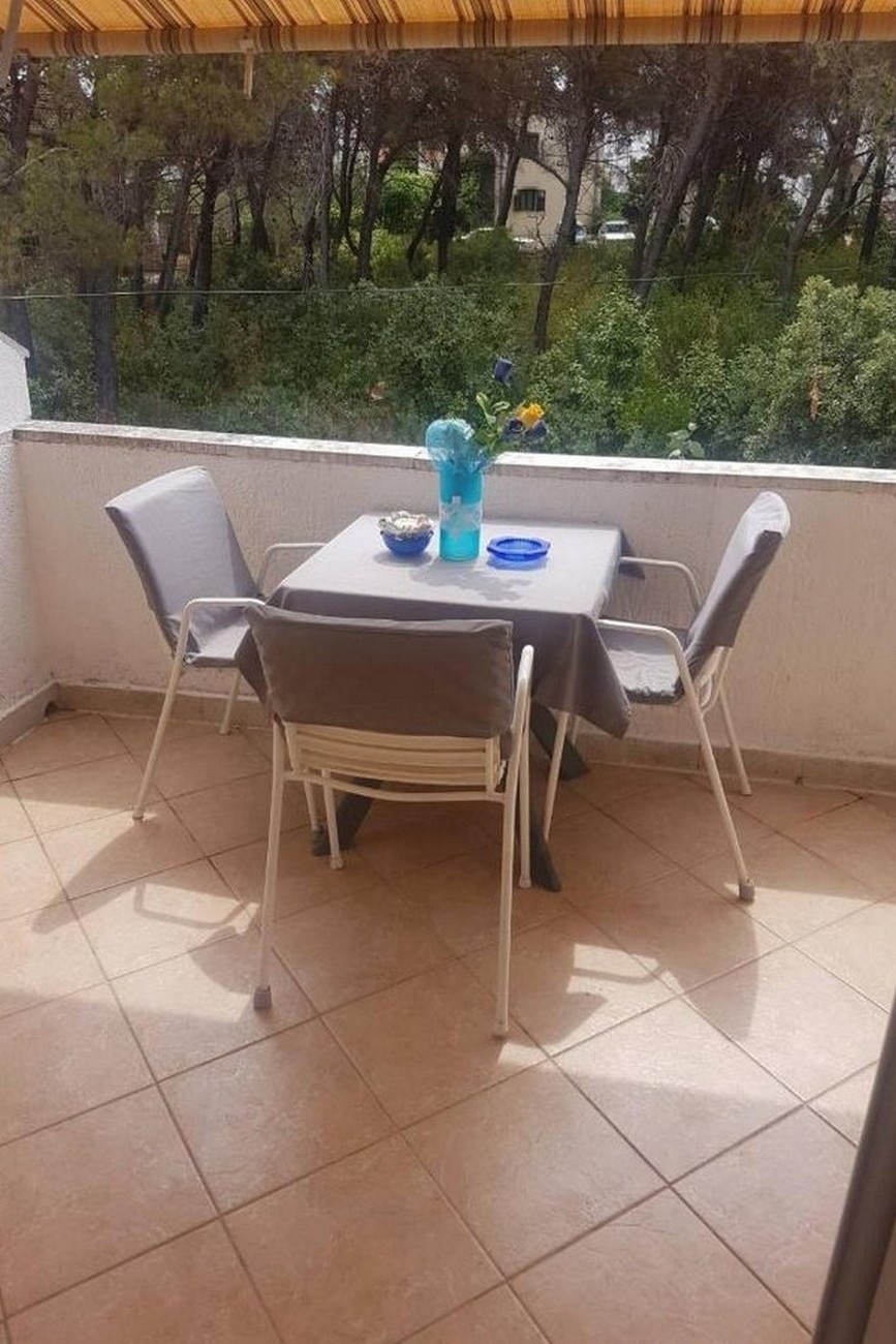 1-Zimmer-Ferienwohnung mit Terrasse Mirca, Brac A-22108-a