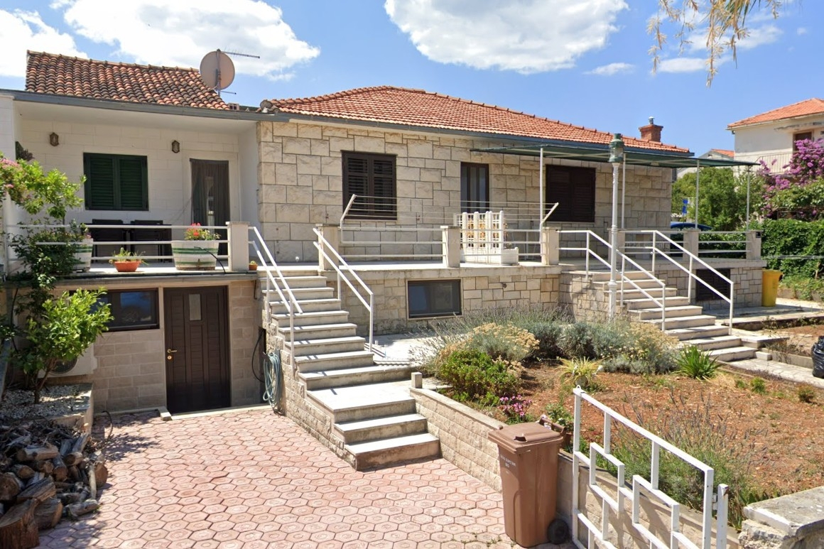 1-Zimmer-Ferienwohnung mit Terrasse Supetar, Brac A-20219-b