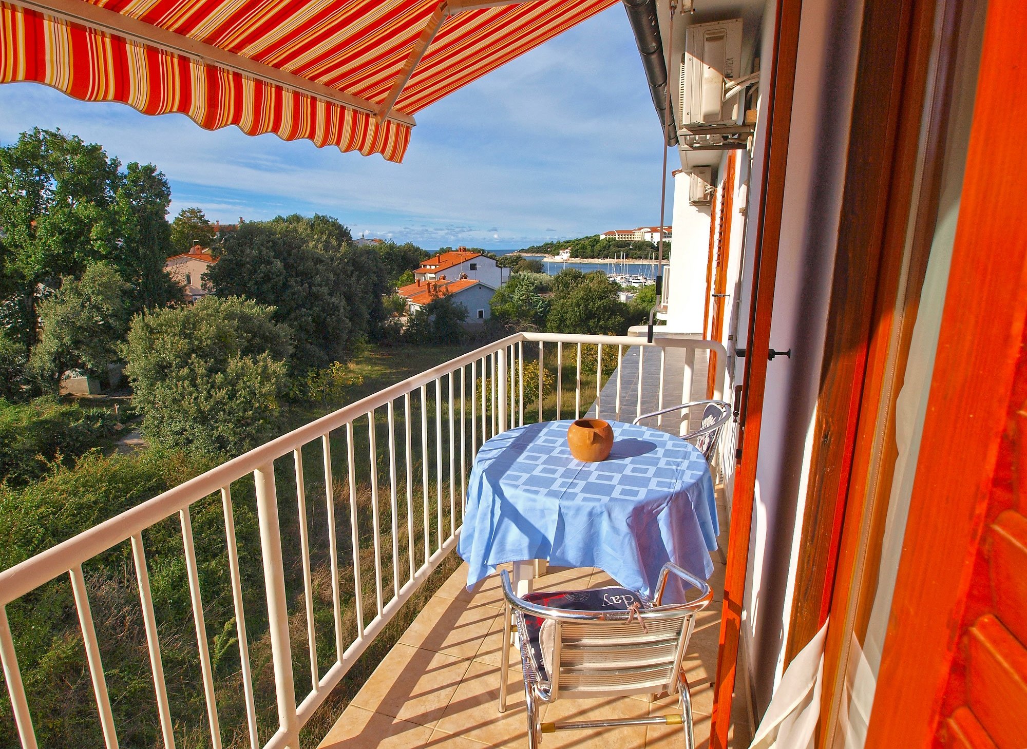 Studio Appartement mit Terrasse und Meerblick Pjescana Uvala, Pula AS-