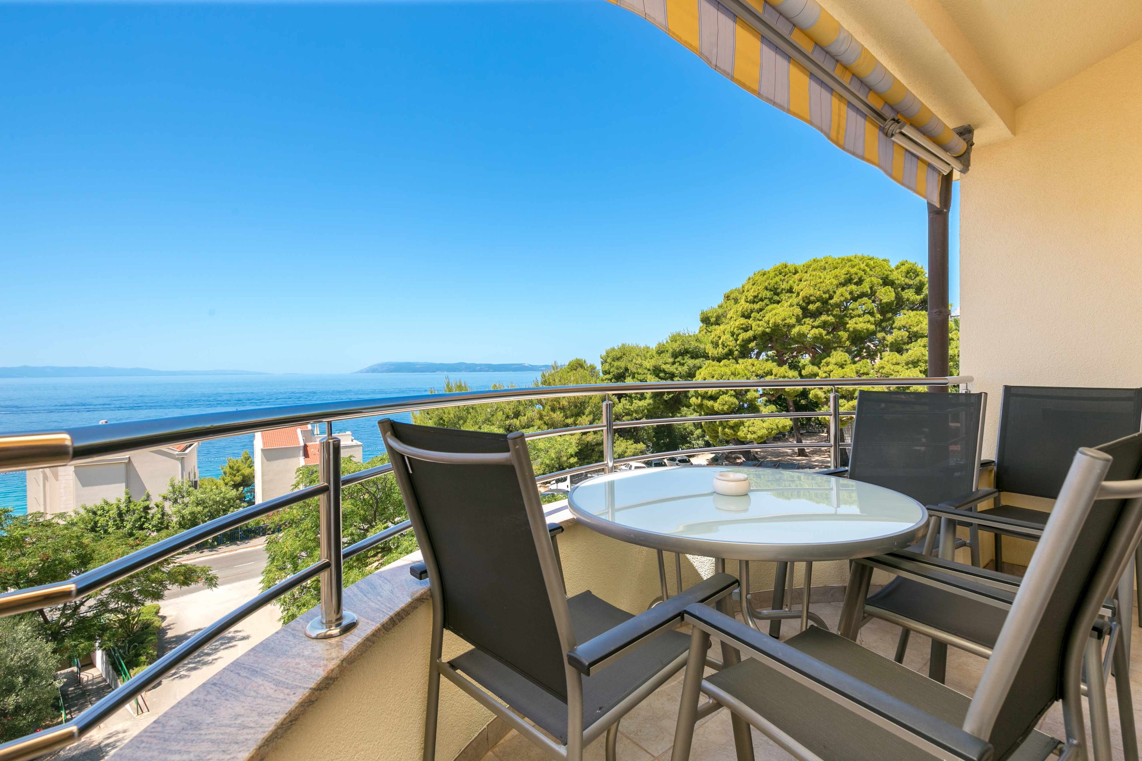 1-Zimmer-Ferienwohnung mit Balkon und Meerblick Tucepi, Makarska A-246