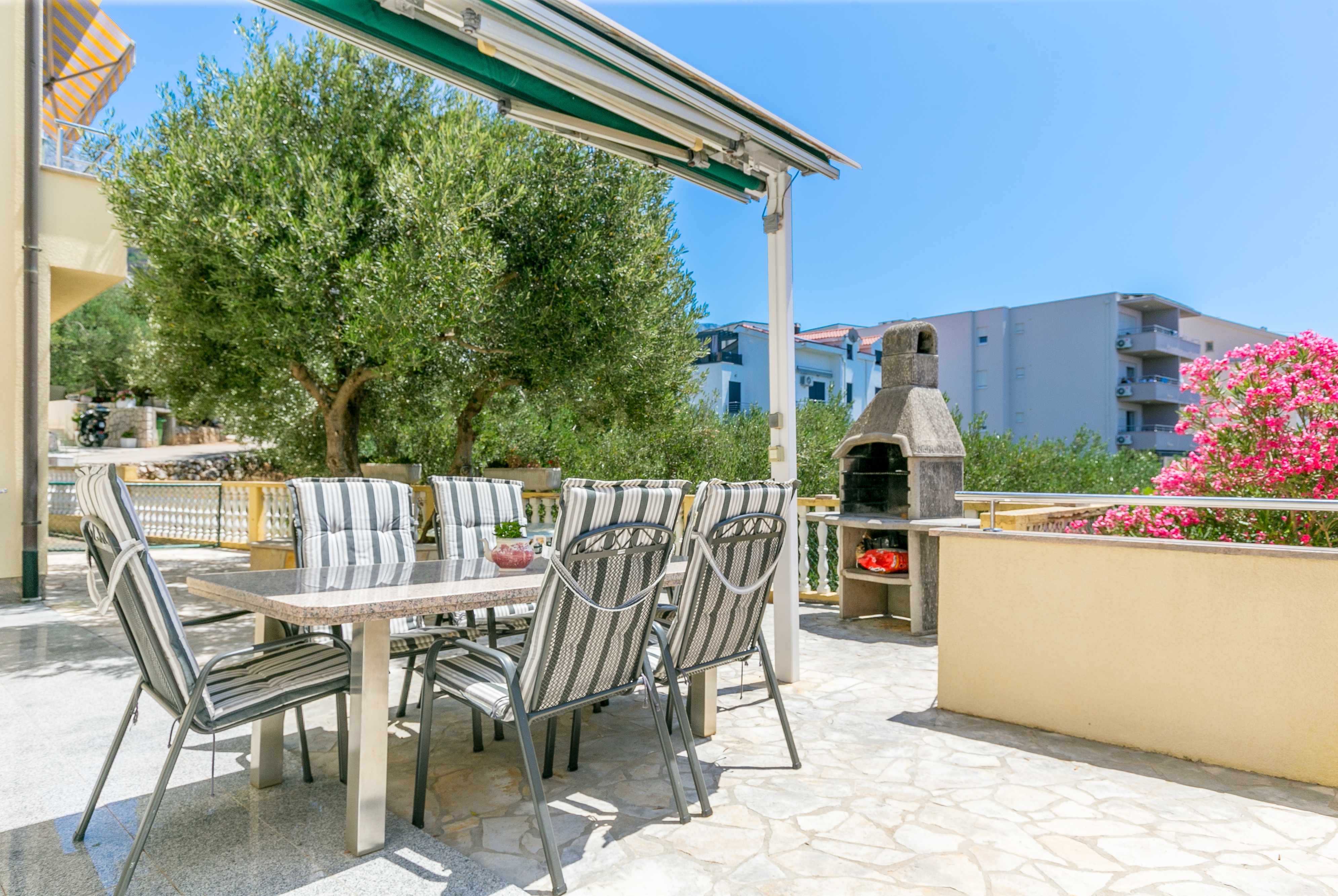 Studio Appartement mit Balkon und Meerblick Tucepi, Makarska AS-24643-