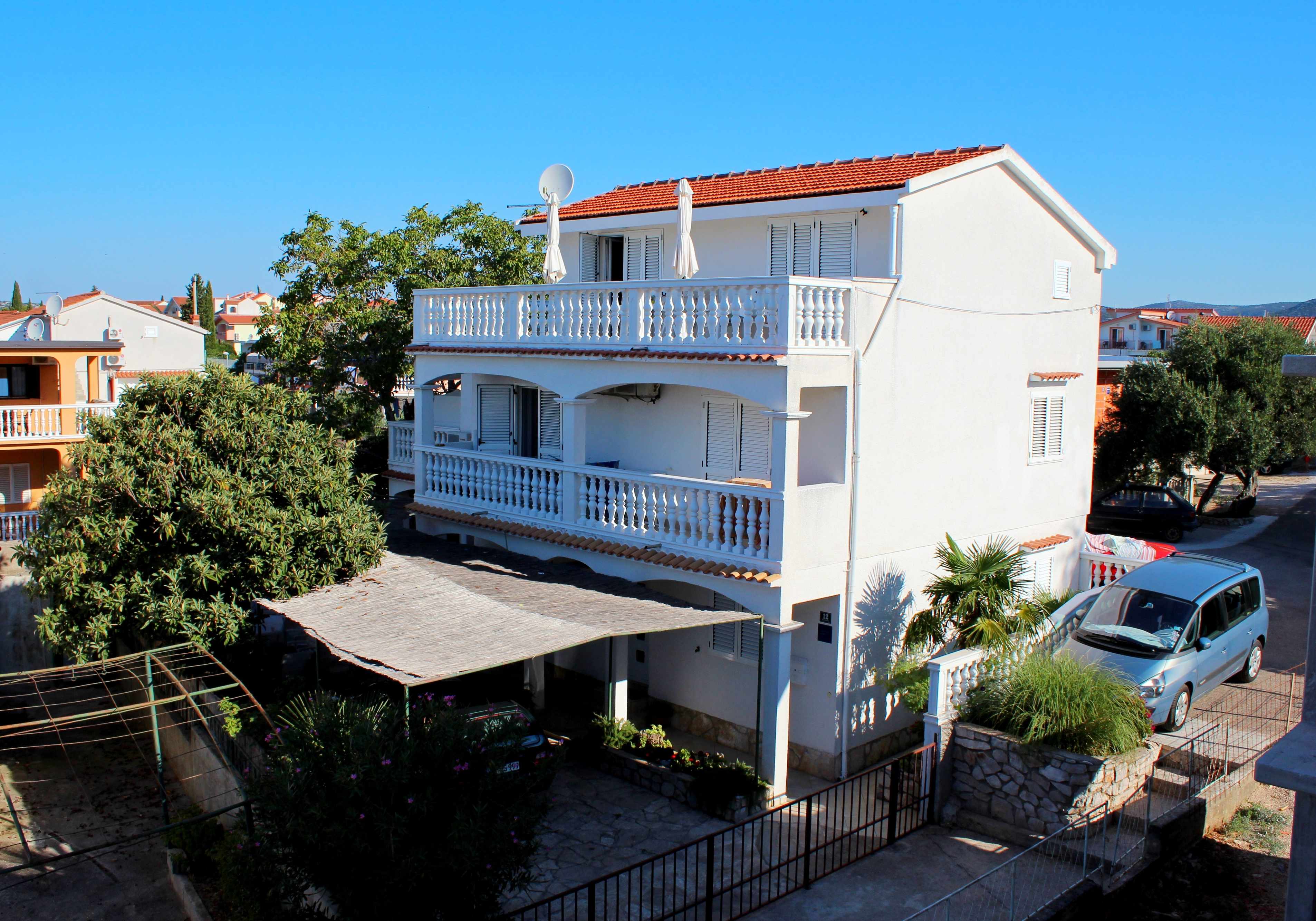Studio Appartement mit Terrasse und Meerblick Pirovac, Sibenik AS-2476