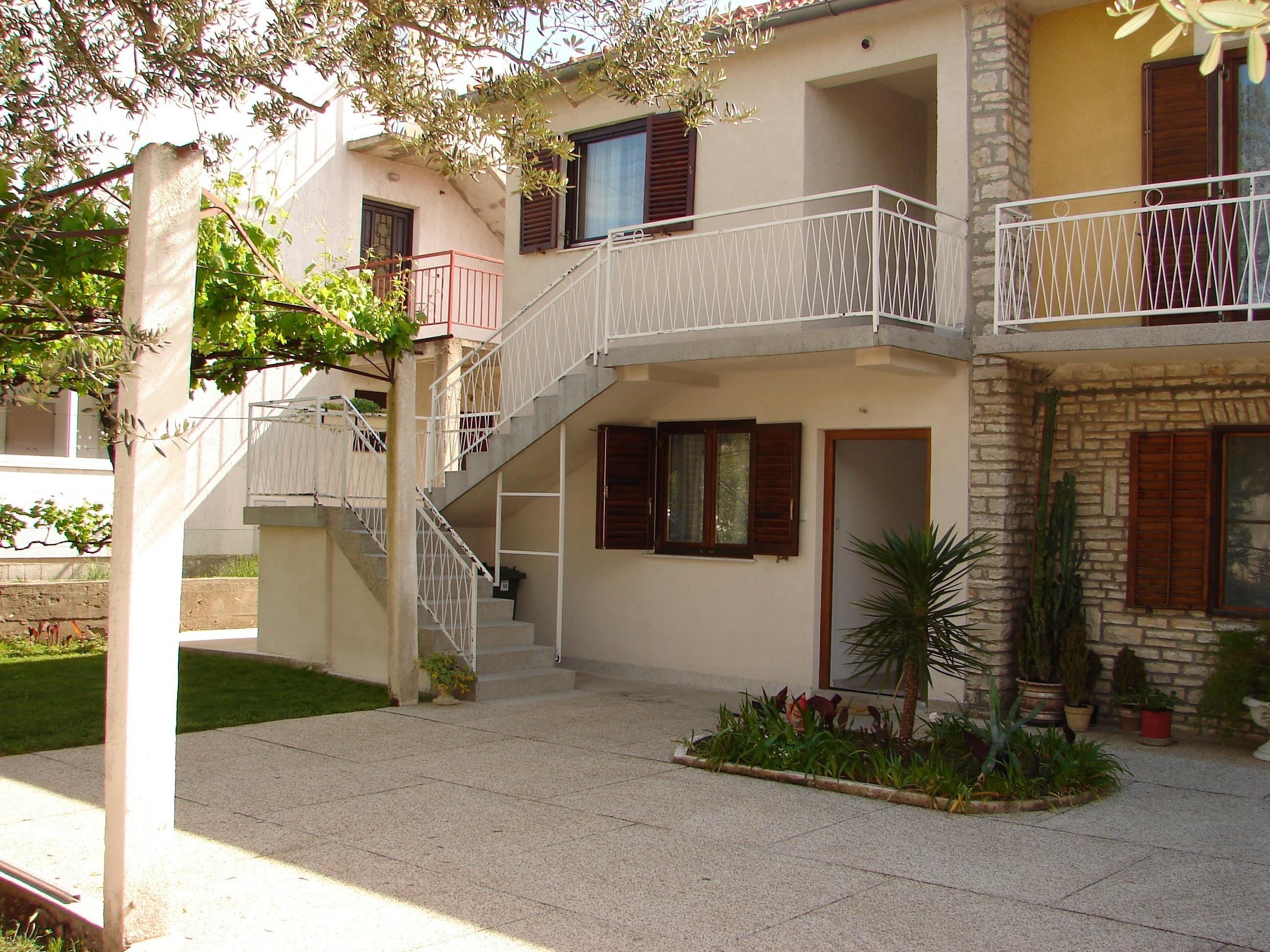 1-Zimmer-Ferienwohnung mit Terrasse Biograd na Moru A-24778-a