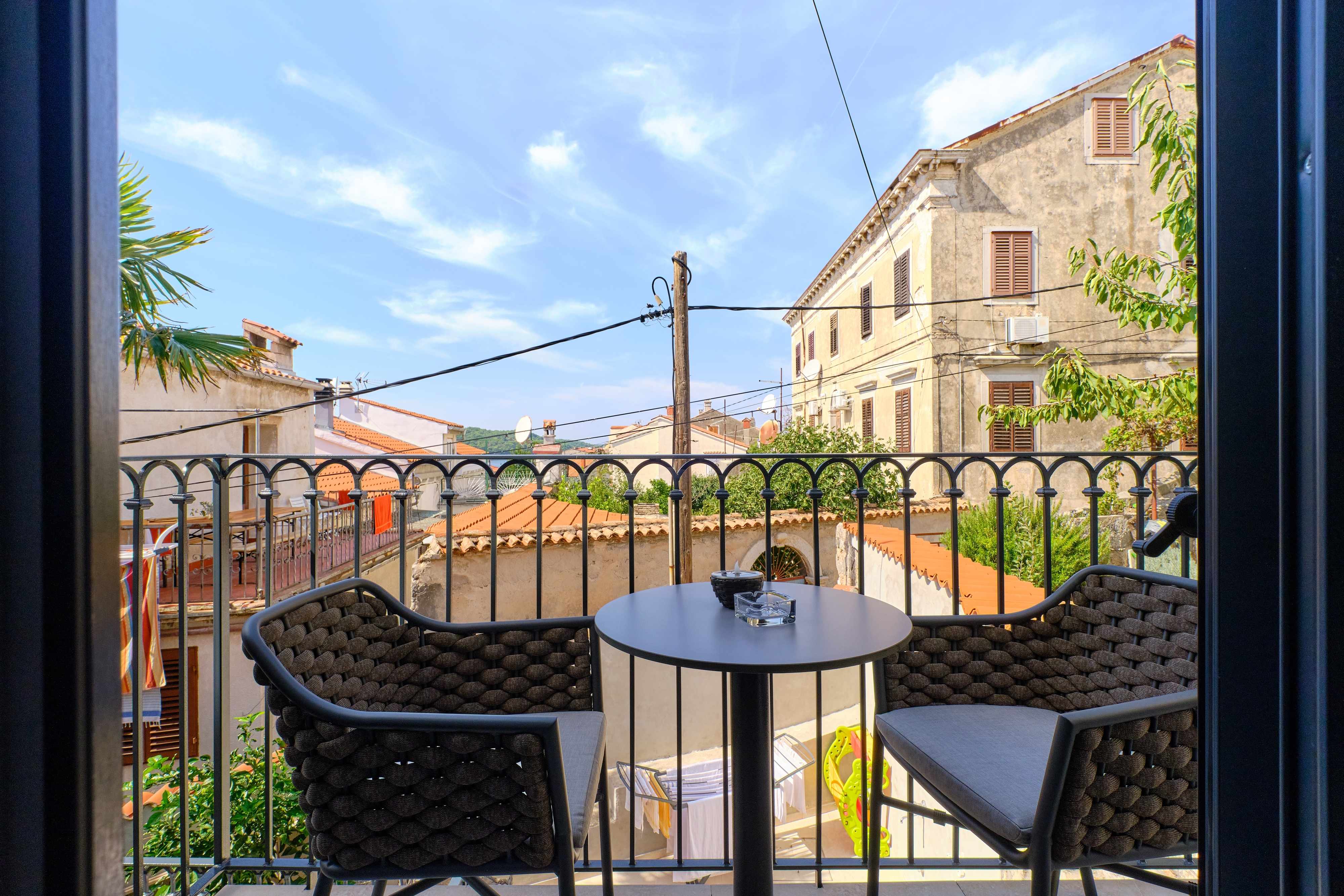 1-Zimmer-Ferienwohnung mit Balkon Mali Losinj, Losinj A-21616-b