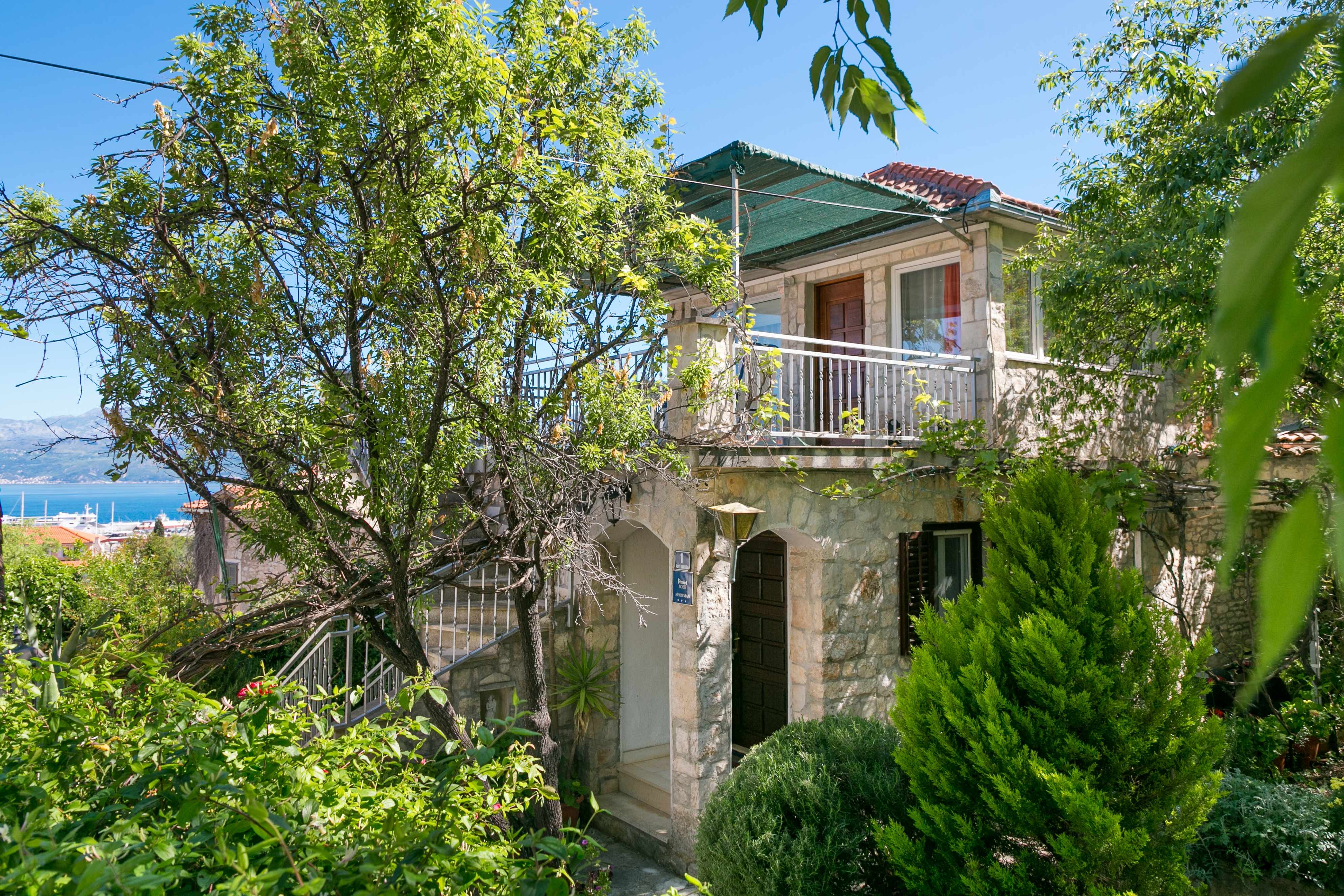1-Zimmer-Ferienwohnung mit Terrasse und Meerblick Supetar, Brac A-2212