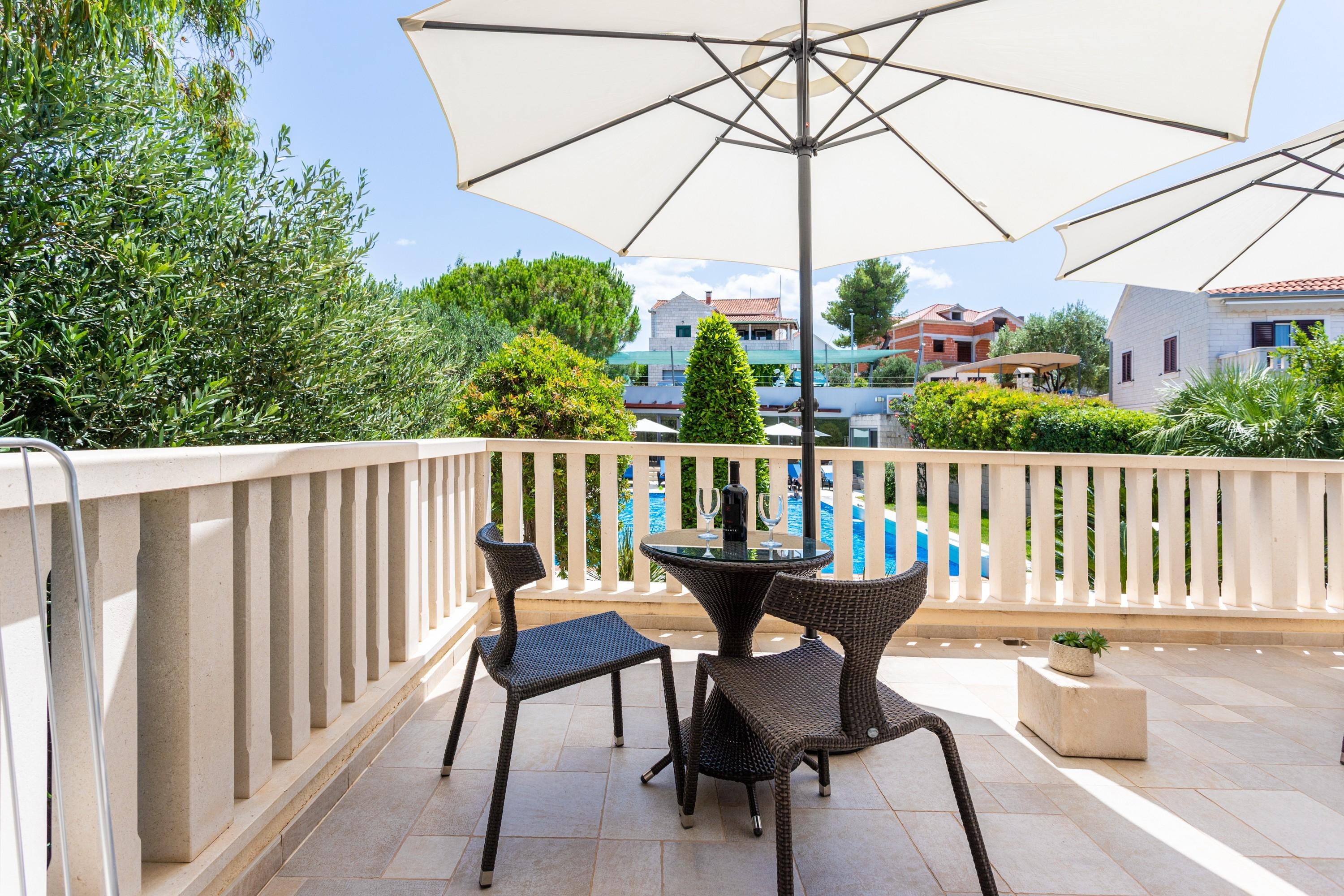 Studio Appartement mit Terrasse Splitska, Brac AS-23224-c