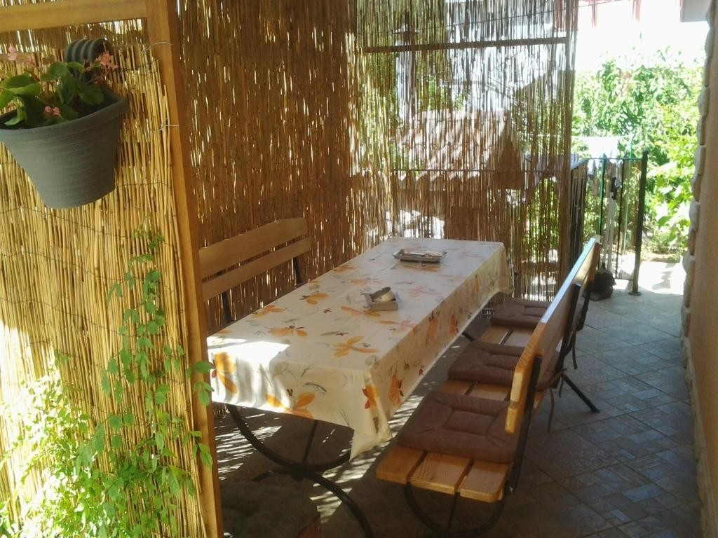 2-Zimmer-Ferienwohnung mit Terrasse Sibenik A-23791-a