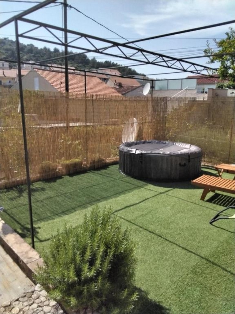 2-Zimmer-Ferienwohnung mit Terrasse Sibenik A-23791-a