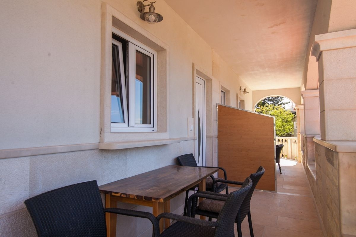 2-Zimmer-Ferienwohnung mit Terrasse und Meerblick Bol, Brac A-23848-b