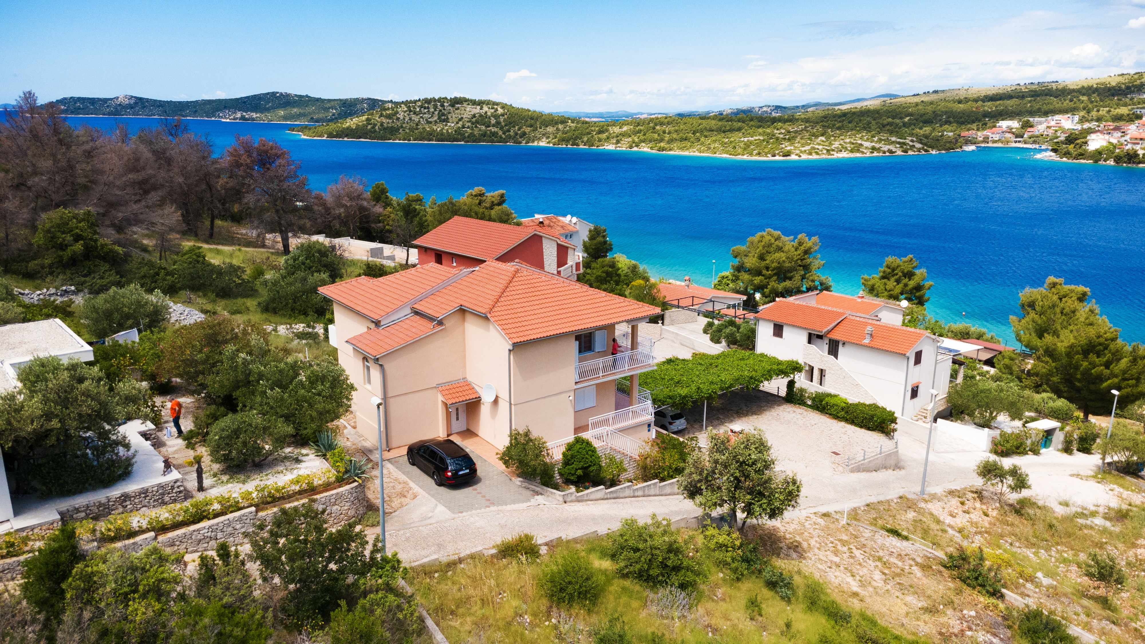 2-Zimmer-Ferienwohnung am Strand Sparadici, Sibenik A-23939-a