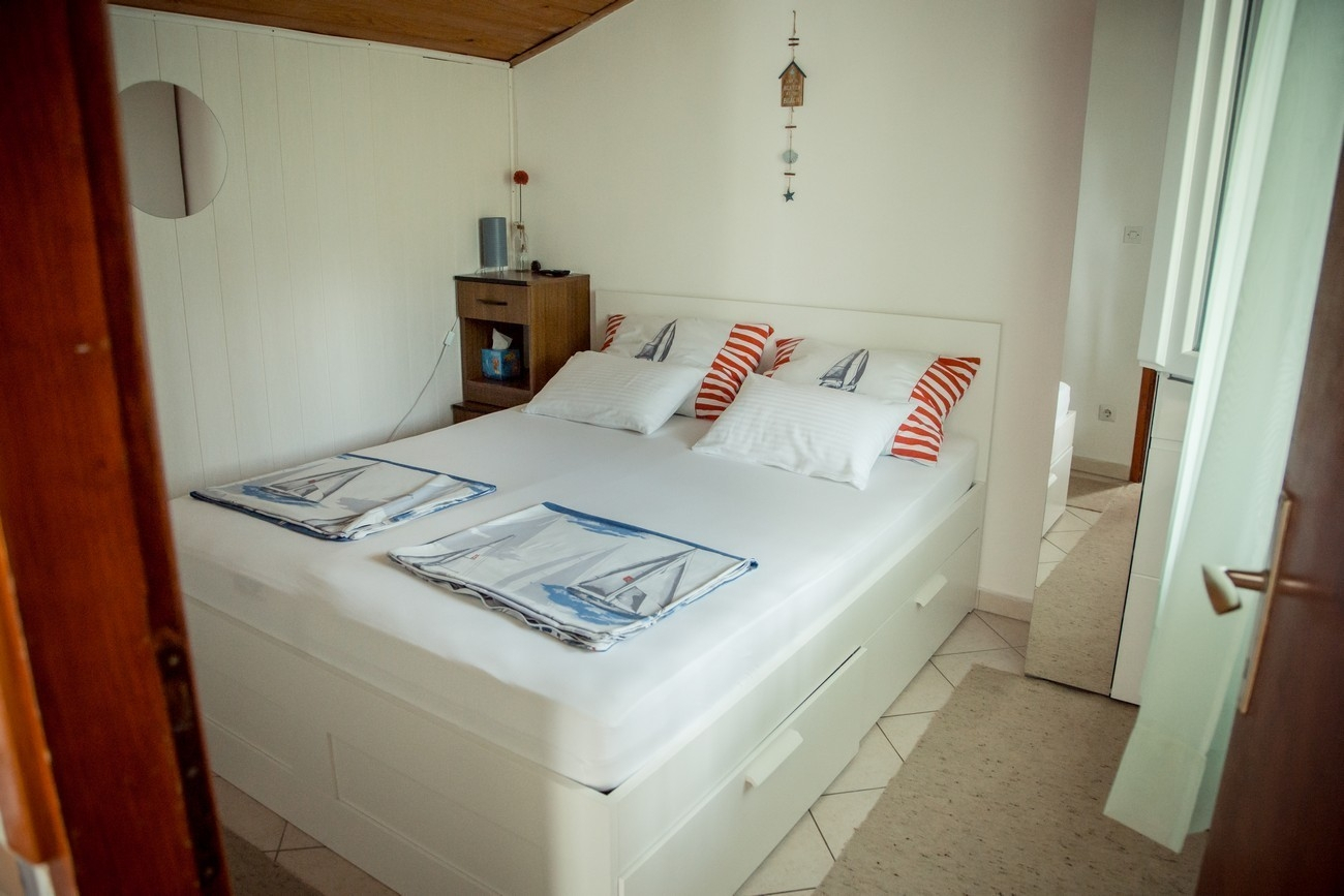 1-Zimmer-Ferienwohnung mit Balkon Biograd na Moru, Biograd A-24023-a