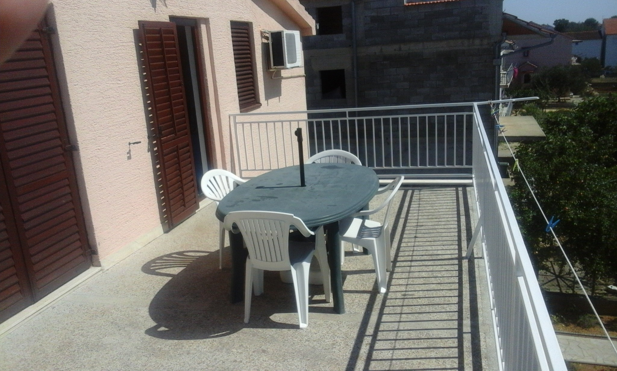2-Zimmer-Ferienwohnung mit Terrasse Biograd na Moru, Biograd A-24160-a